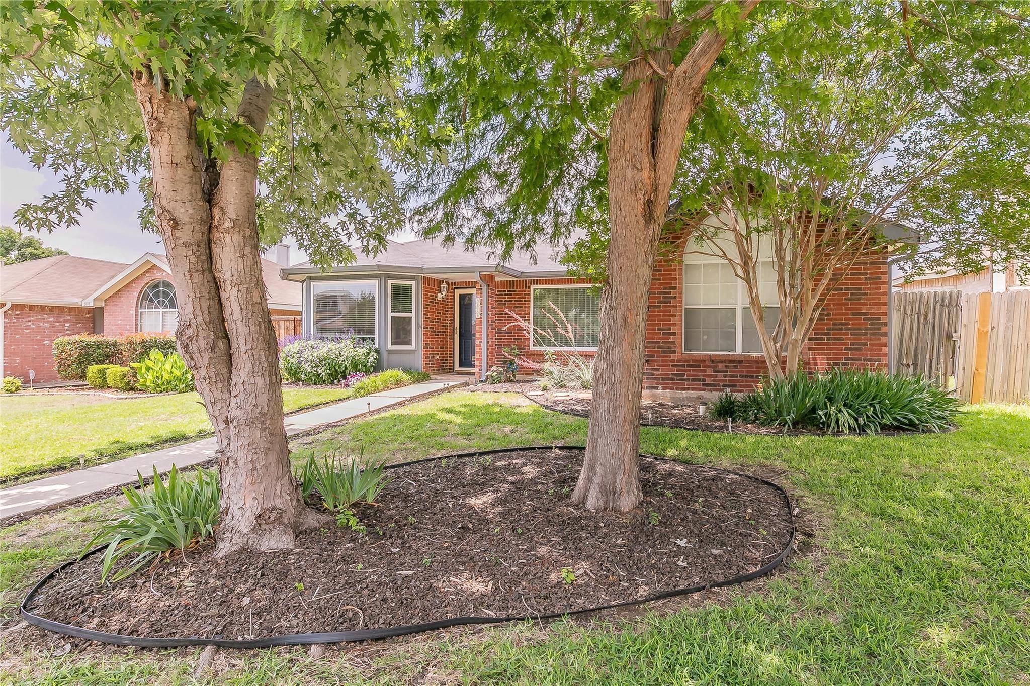 Arlington, TX 76017,5816 Timbercrest Drive