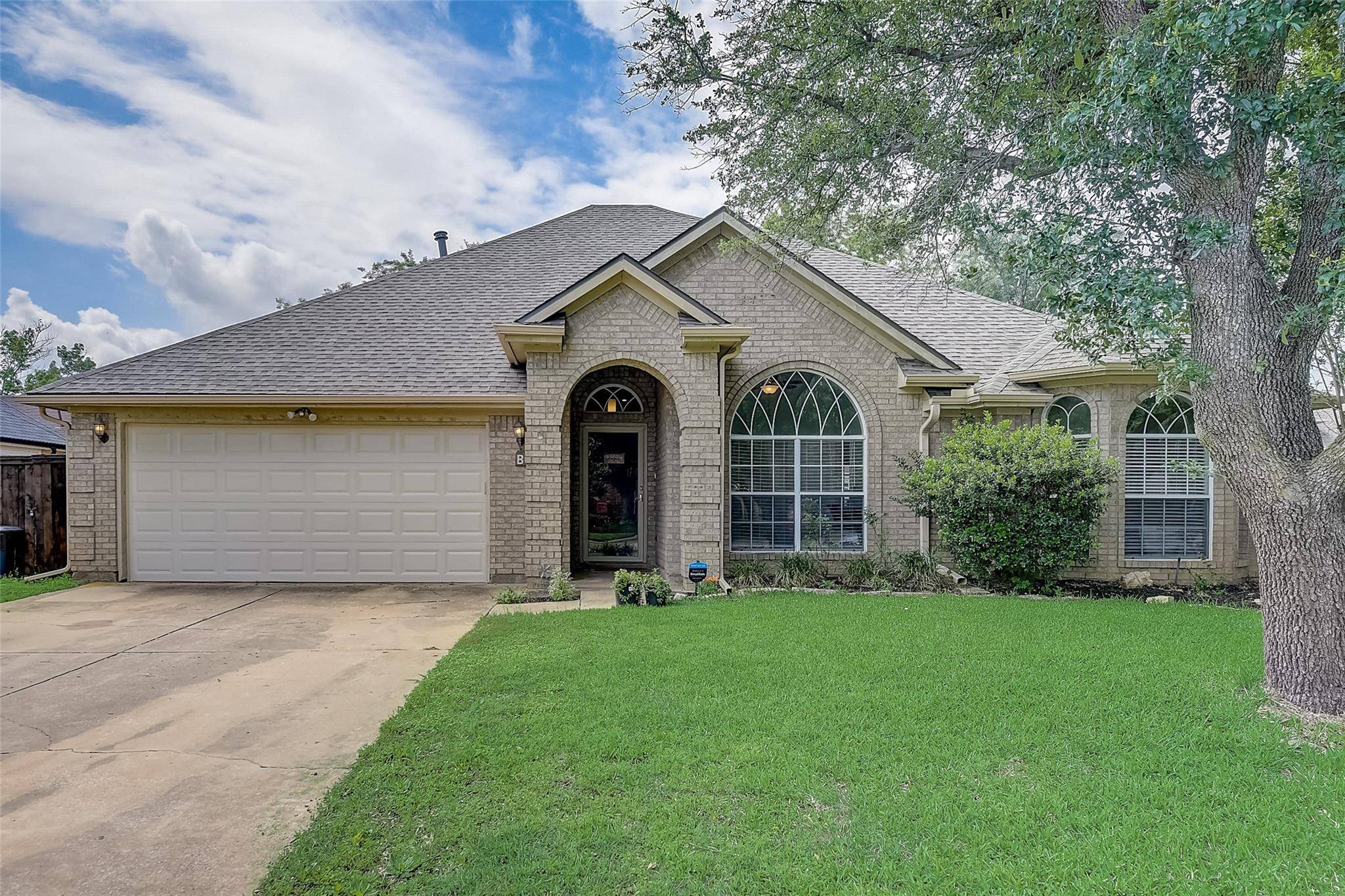 North Richland Hills, TX 76182,6740 Old Mill Court