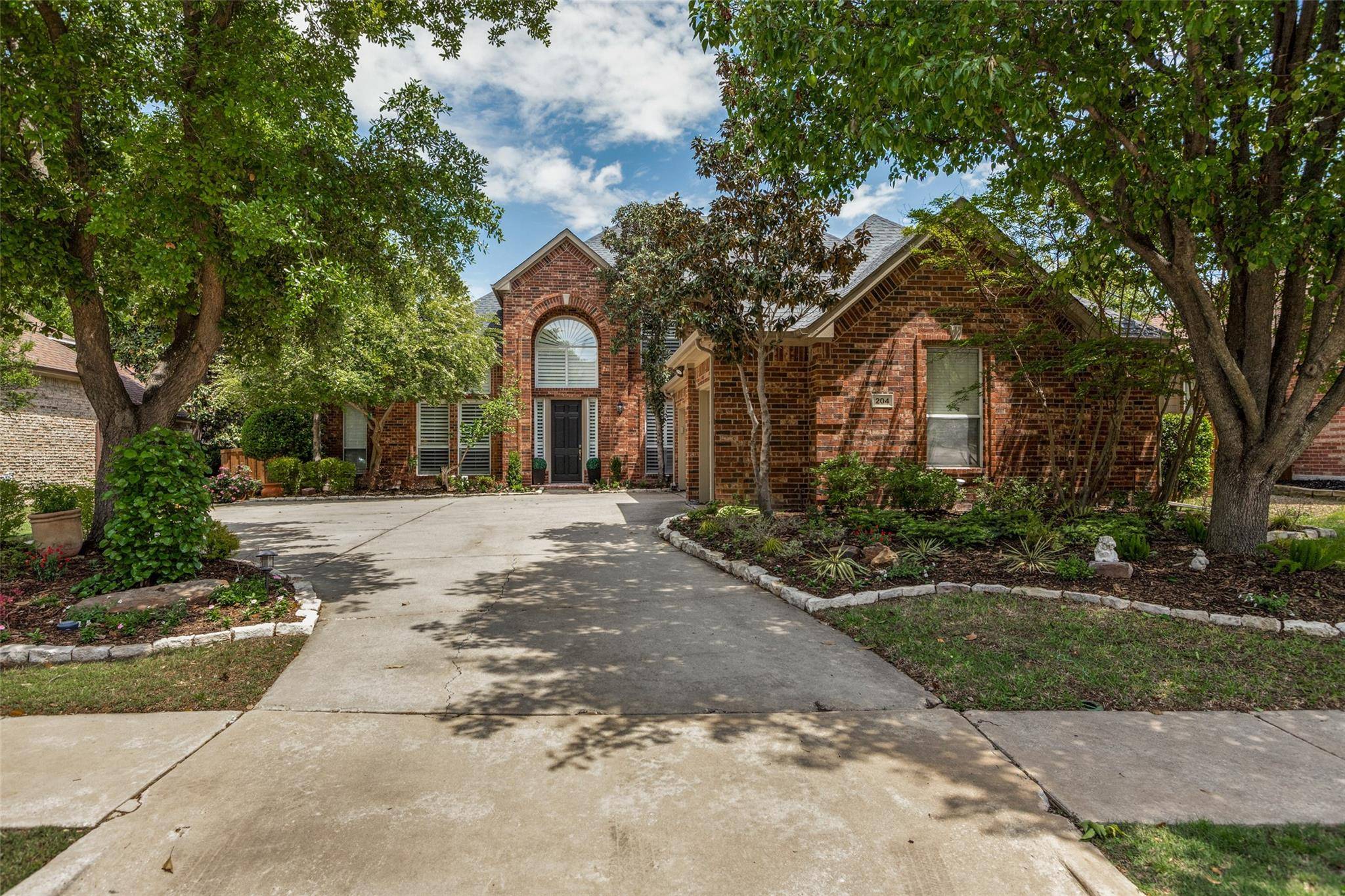 Mckinney, TX 75071,204 Appalachian Way