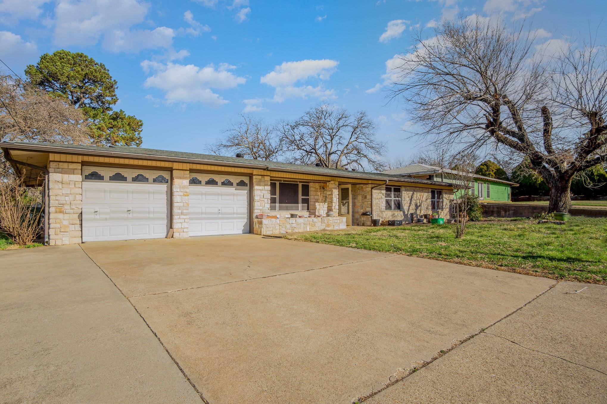 Hurst, TX 76053,217 Brown Trail