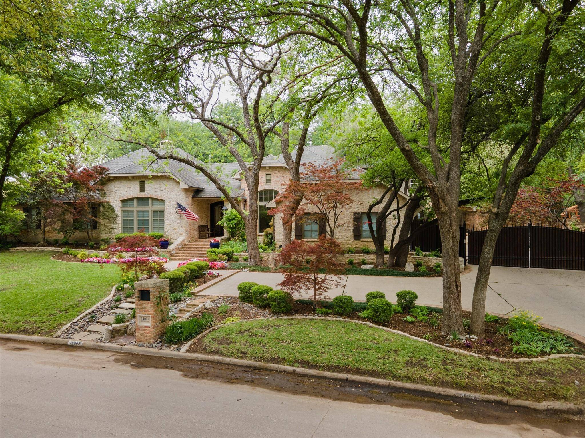 Dallas, TX 75254,14007 Hughes Lane