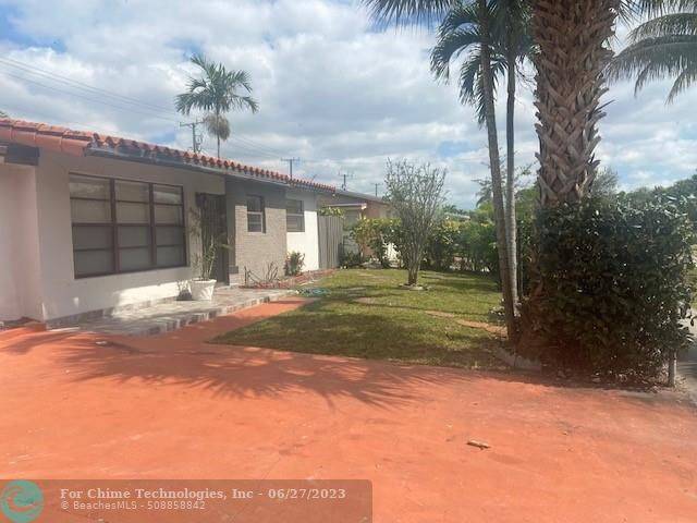 Hialeah, FL 33015,8025 NW 170th St