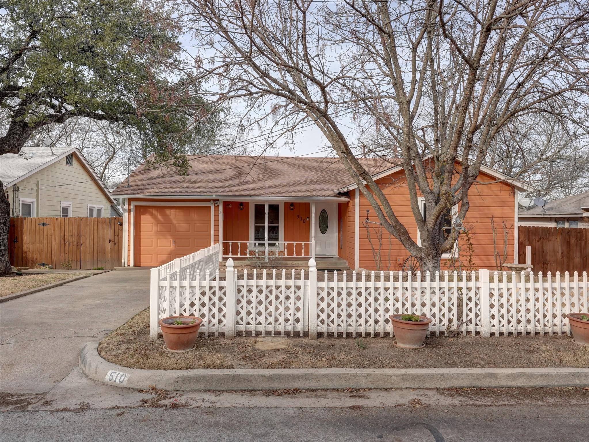 Weatherford, TX 76086,510 Norton Street