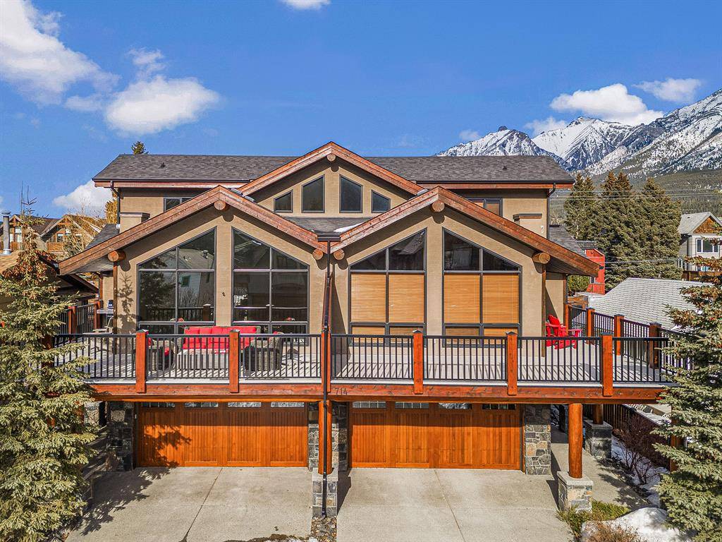 Canmore, AB T1W 2J6,714 3rd ST #201