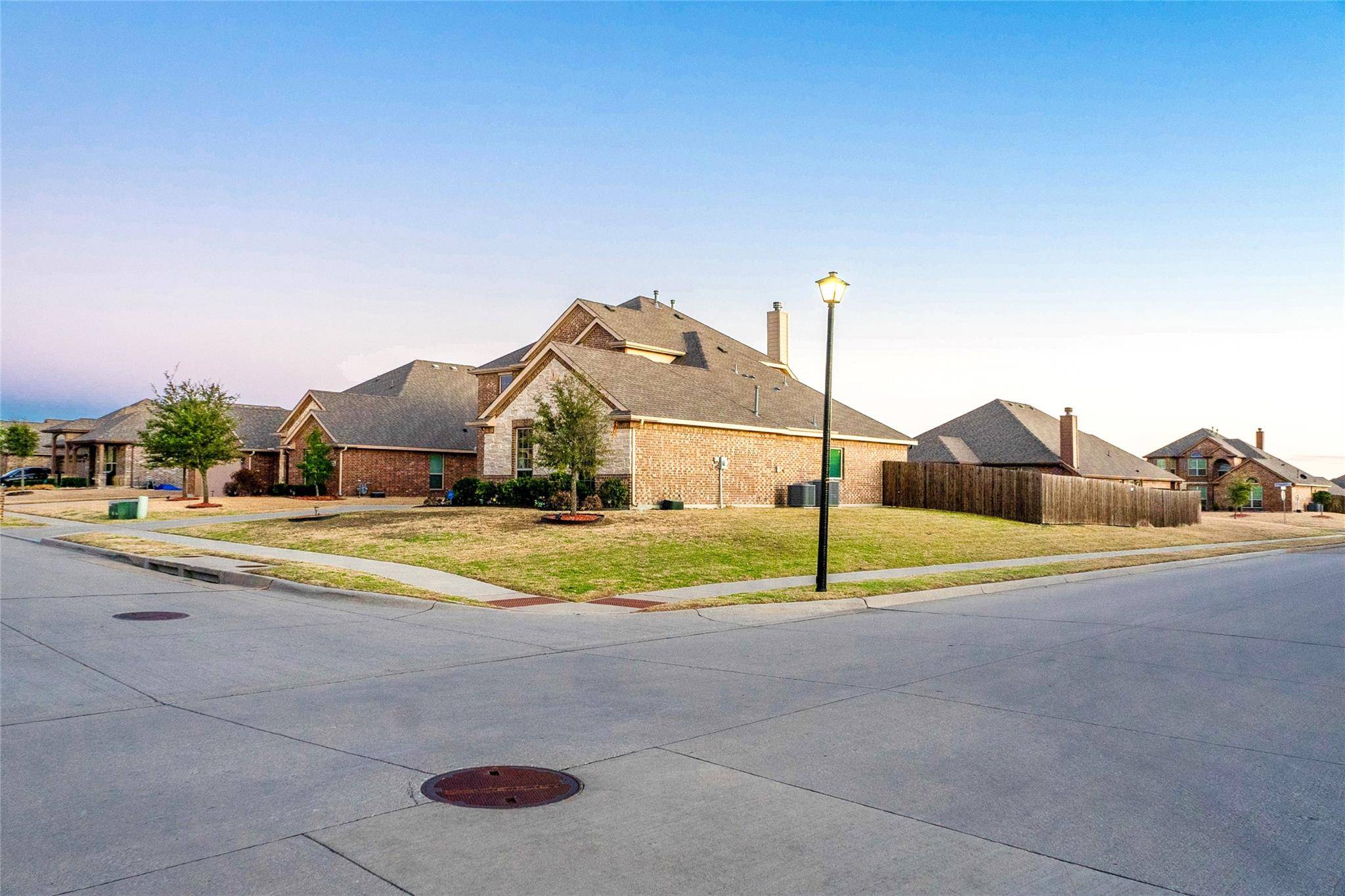 Glenn Heights, TX 75154,1122 Crest Ridge Drive