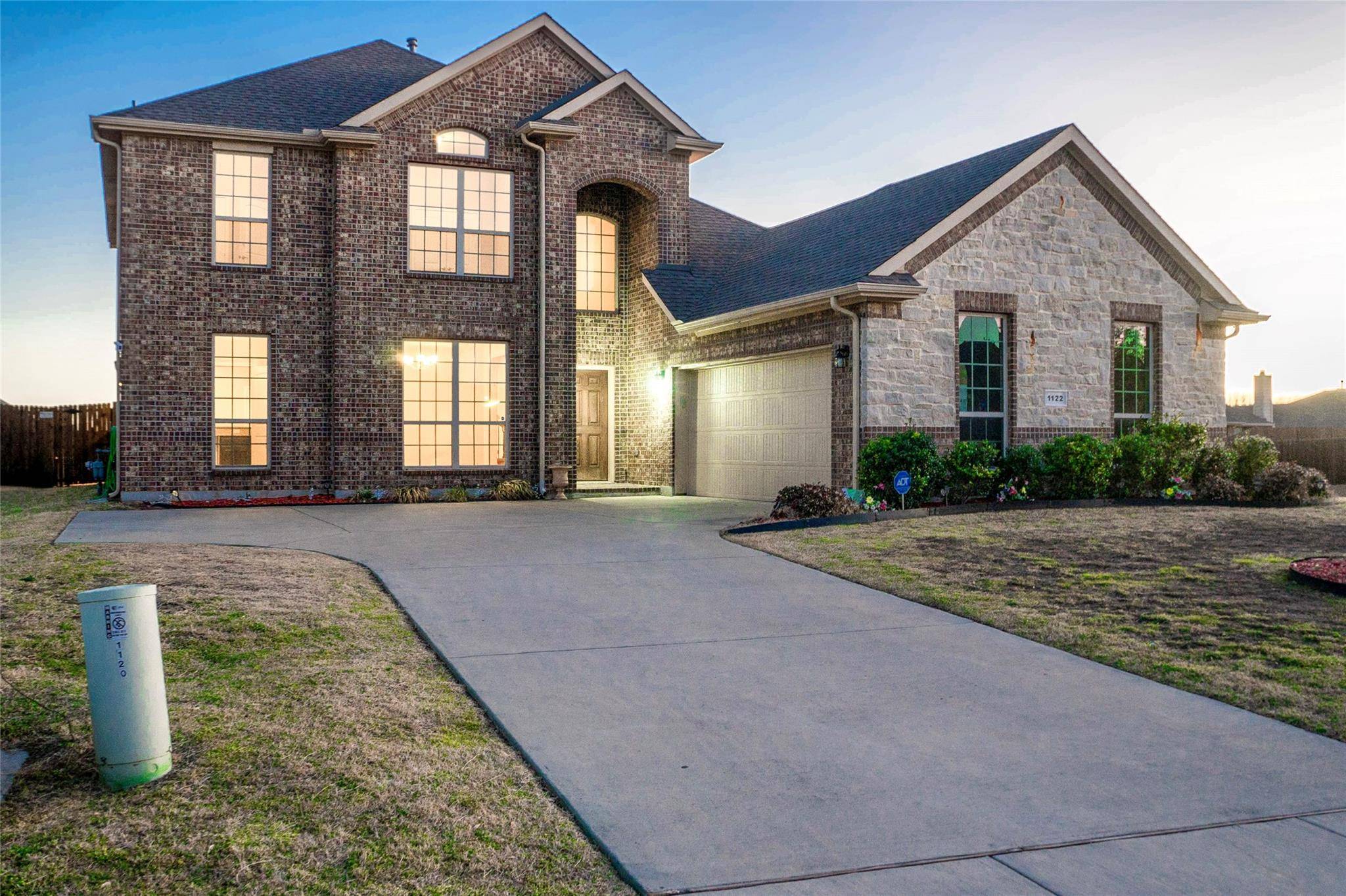 Glenn Heights, TX 75154,1122 Crest Ridge Drive