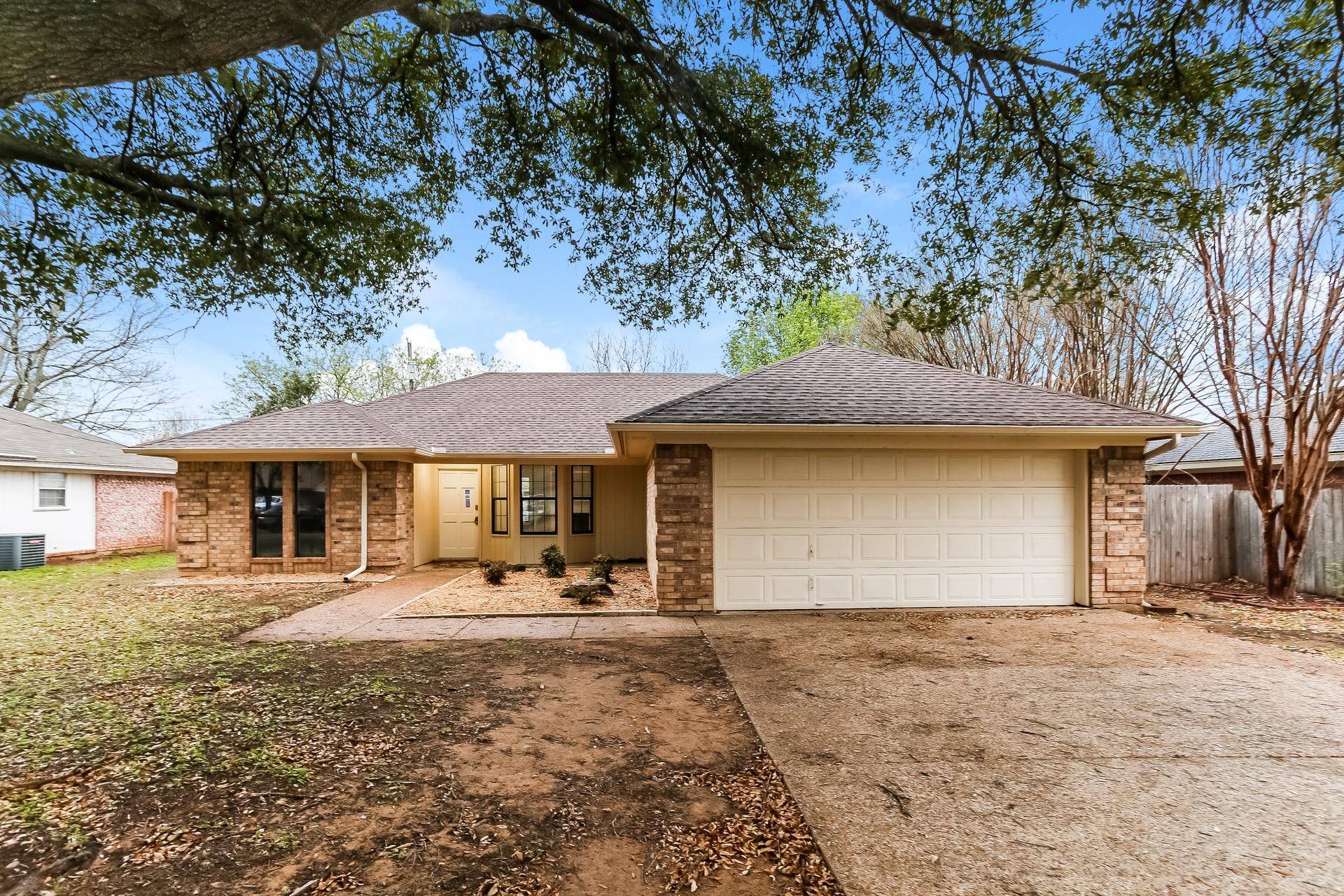 Cleburne, TX 76033,1109 Sandstone Drive