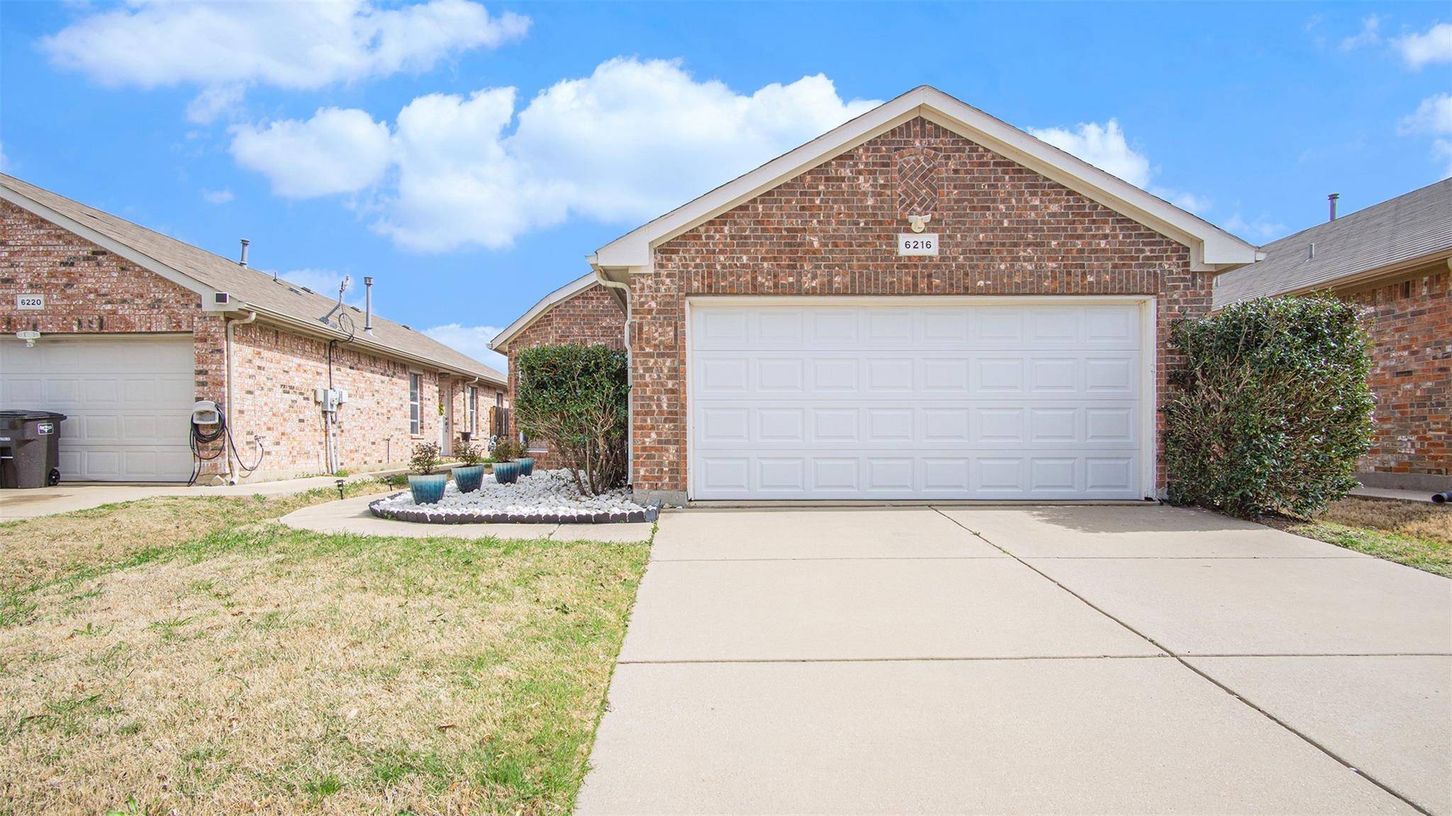 Fort Worth, TX 76131,6216 Geneva Lane