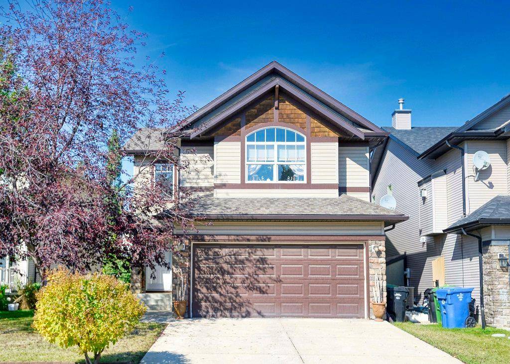 Calgary, AB T3H 5J4,38 Cougarstone Close SW