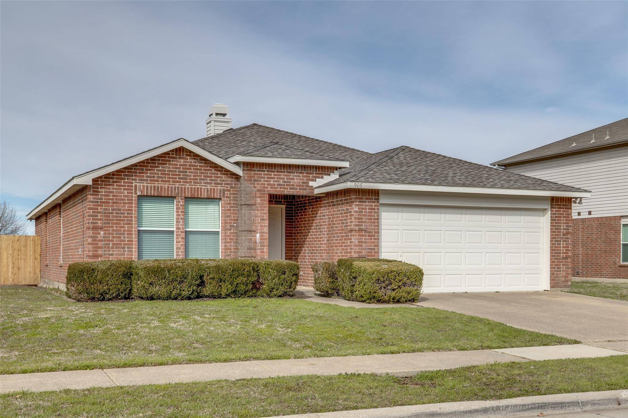 Arlington, TX 76017,905 White Dove Drive