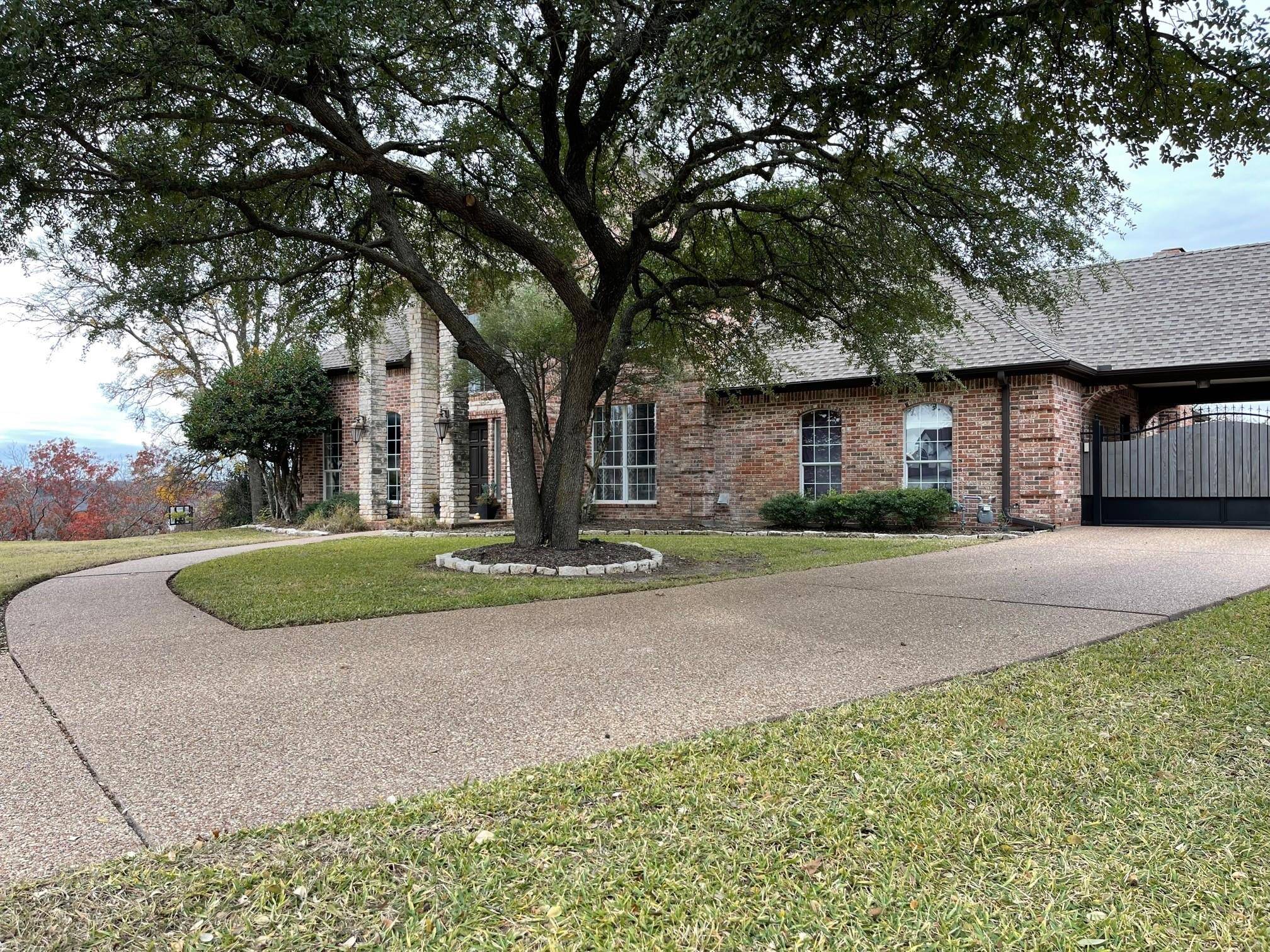 Hudson Oaks, TX 76087,103 Dustin Circle