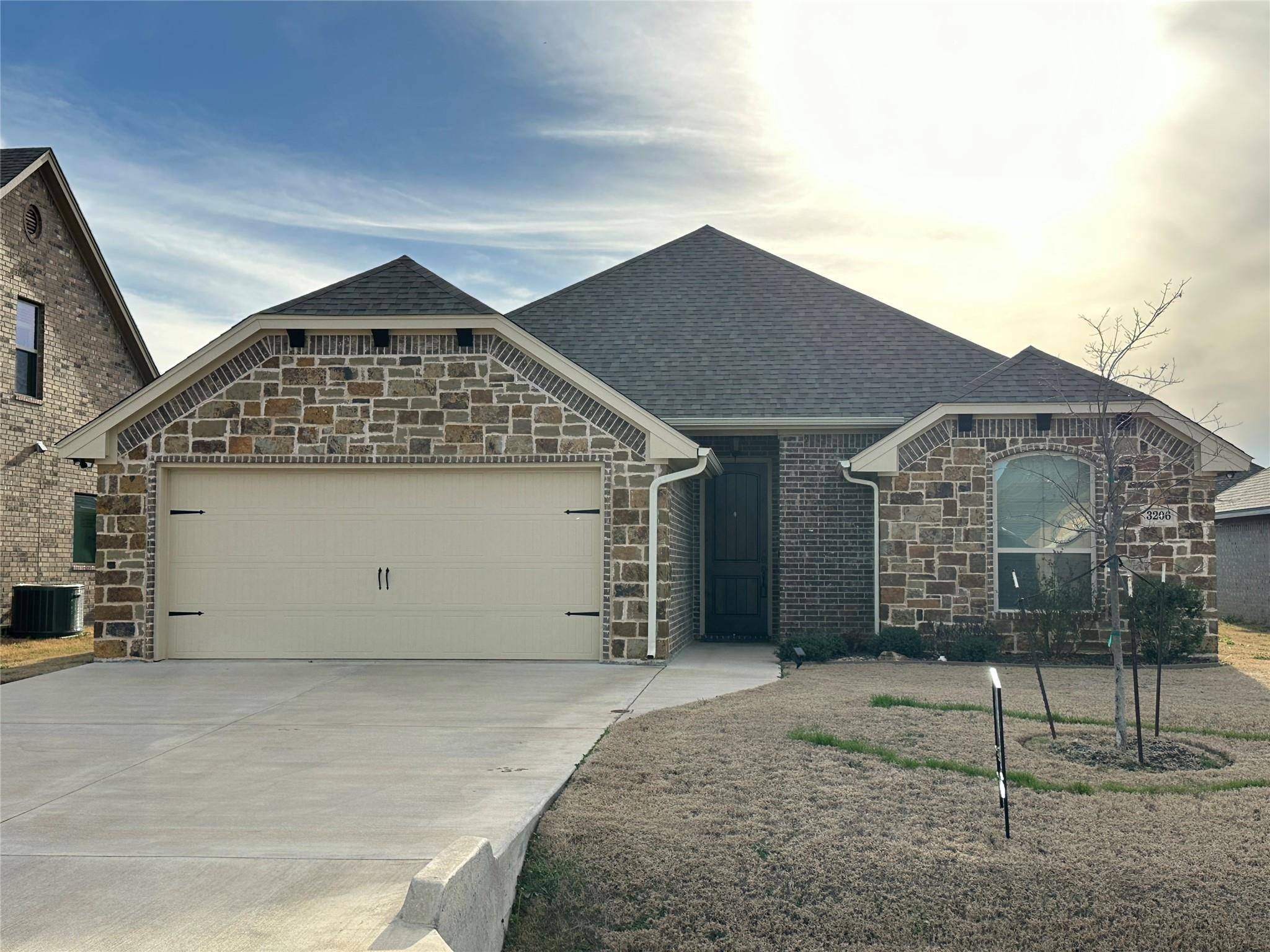 Granbury, TX 76049,3206 Arrow Creek Drive