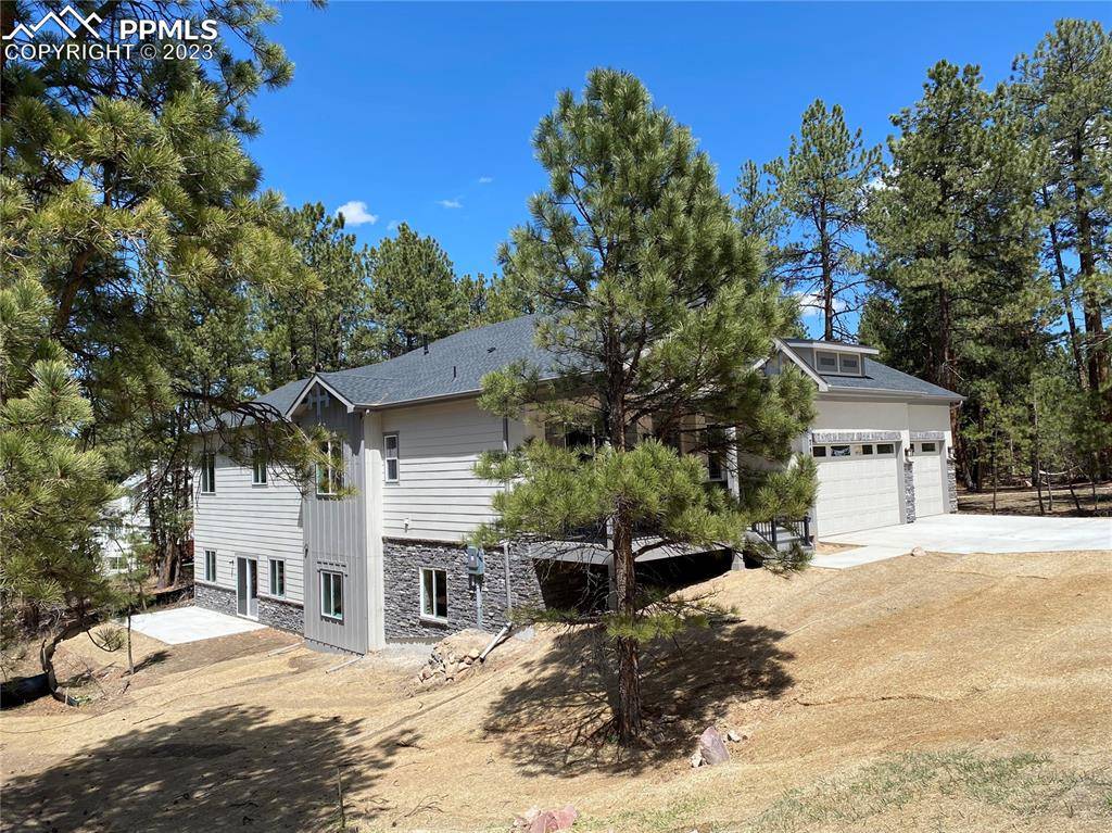 Larkspur, CO 80118,7442 Cameron DR