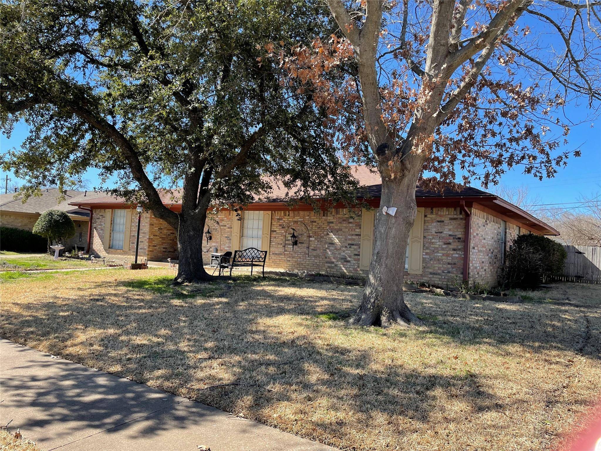 Sherman, TX 75092,1726 Crescent Drive