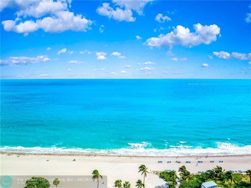 Lauderdale By The Sea, FL 33062,1530 S OCEAN BLVD #202