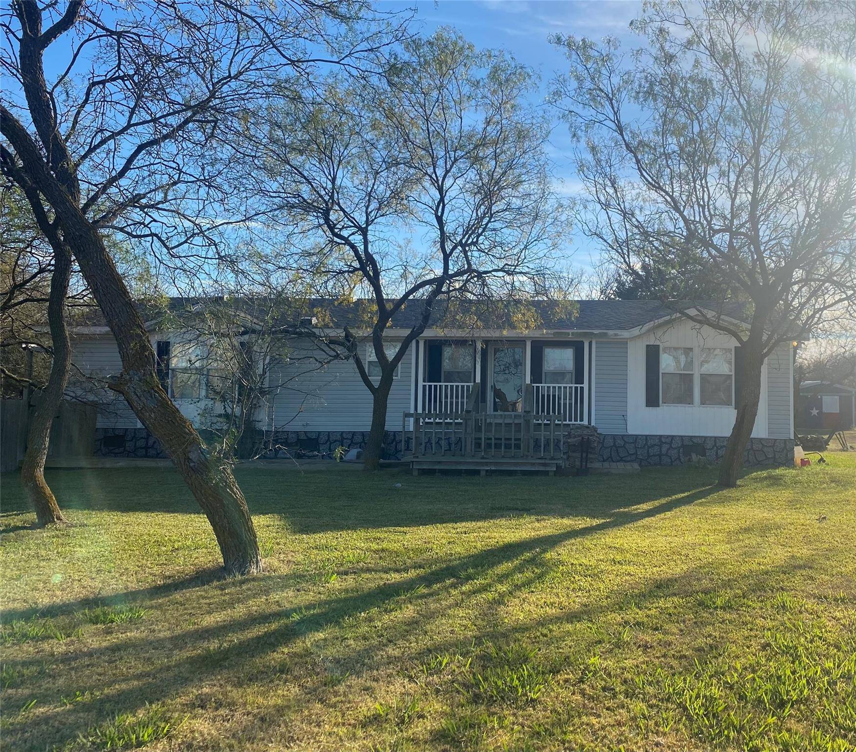 Alvarado, TX 76009,8404 Burr Oak Court