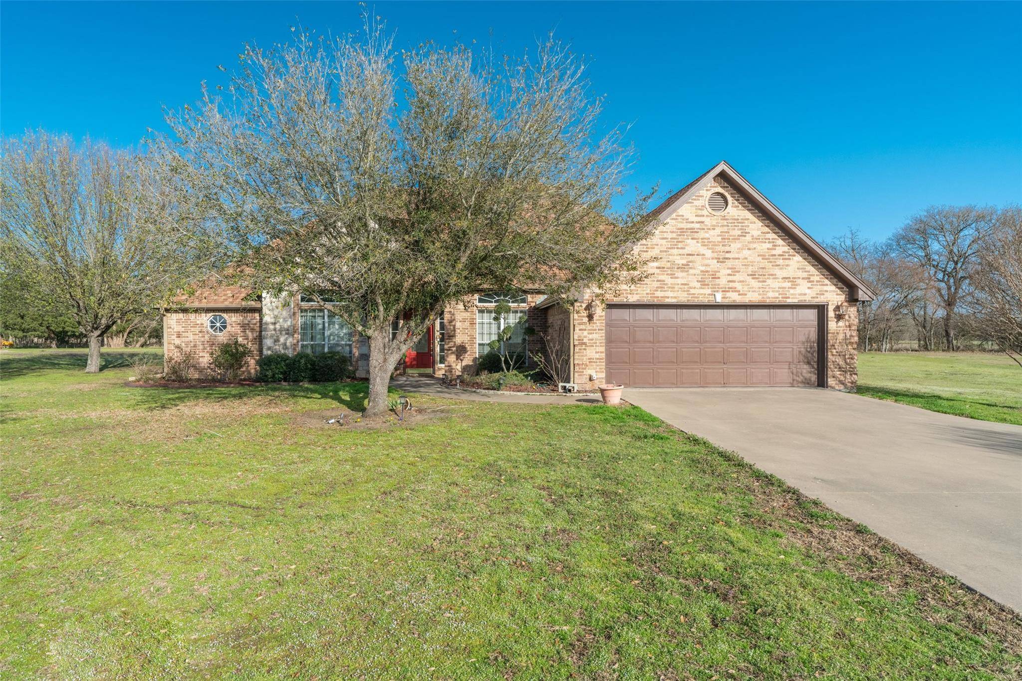 Cooper, TX 75432,106 Holly Circle