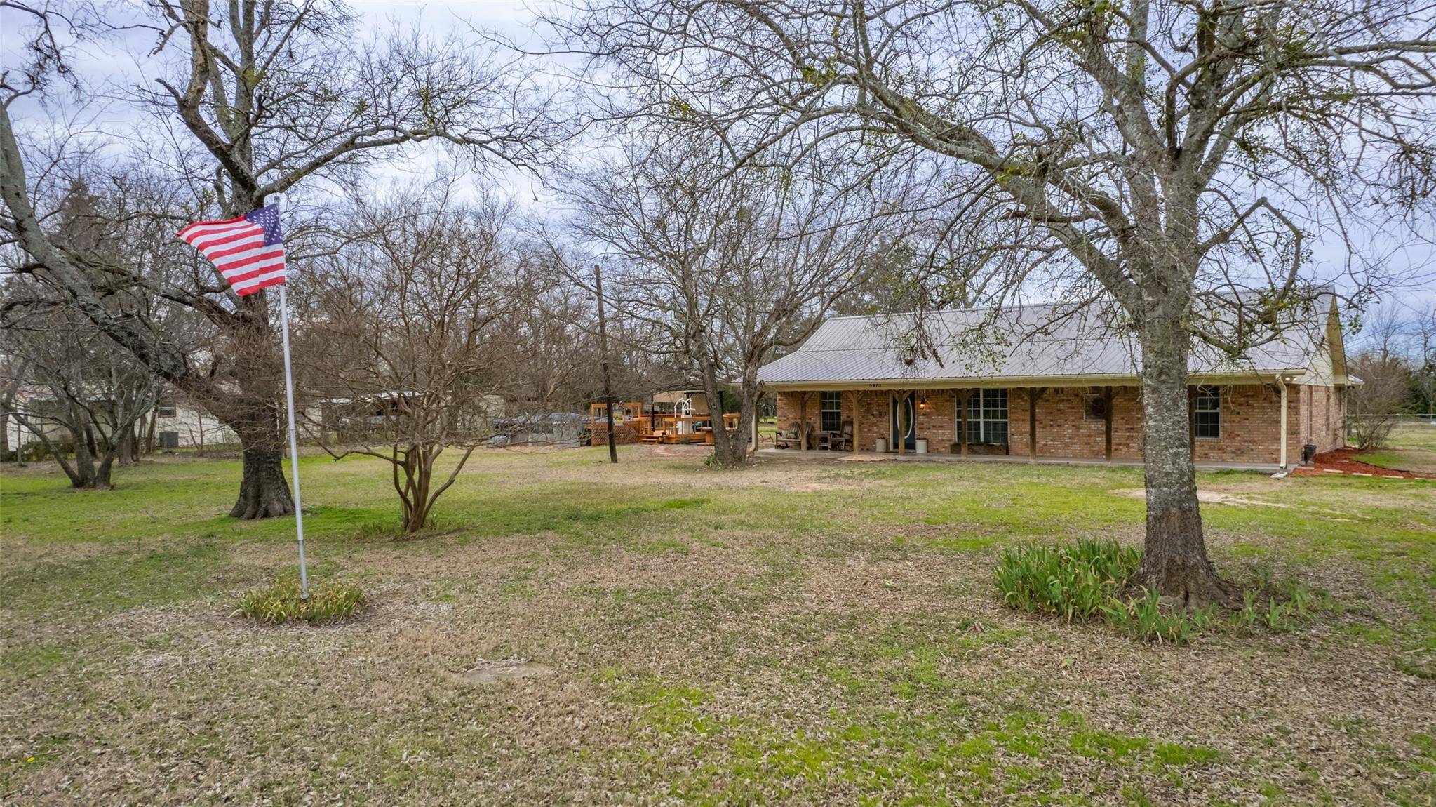 Klondike, TX 75448,5913 Farm Road 1528