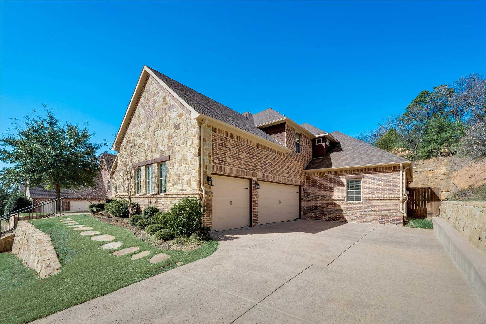 Arlington, TX 76012,2903 Sunray Valley Court