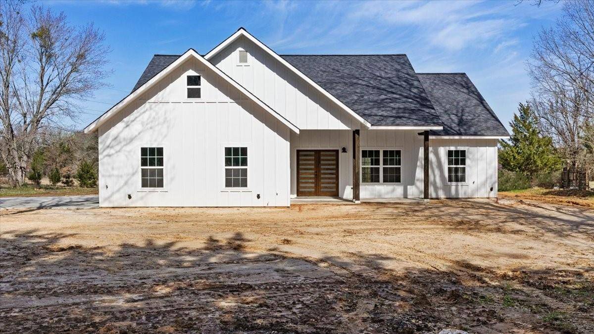 Mount Pleasant, TX 75455,301 CR 1450