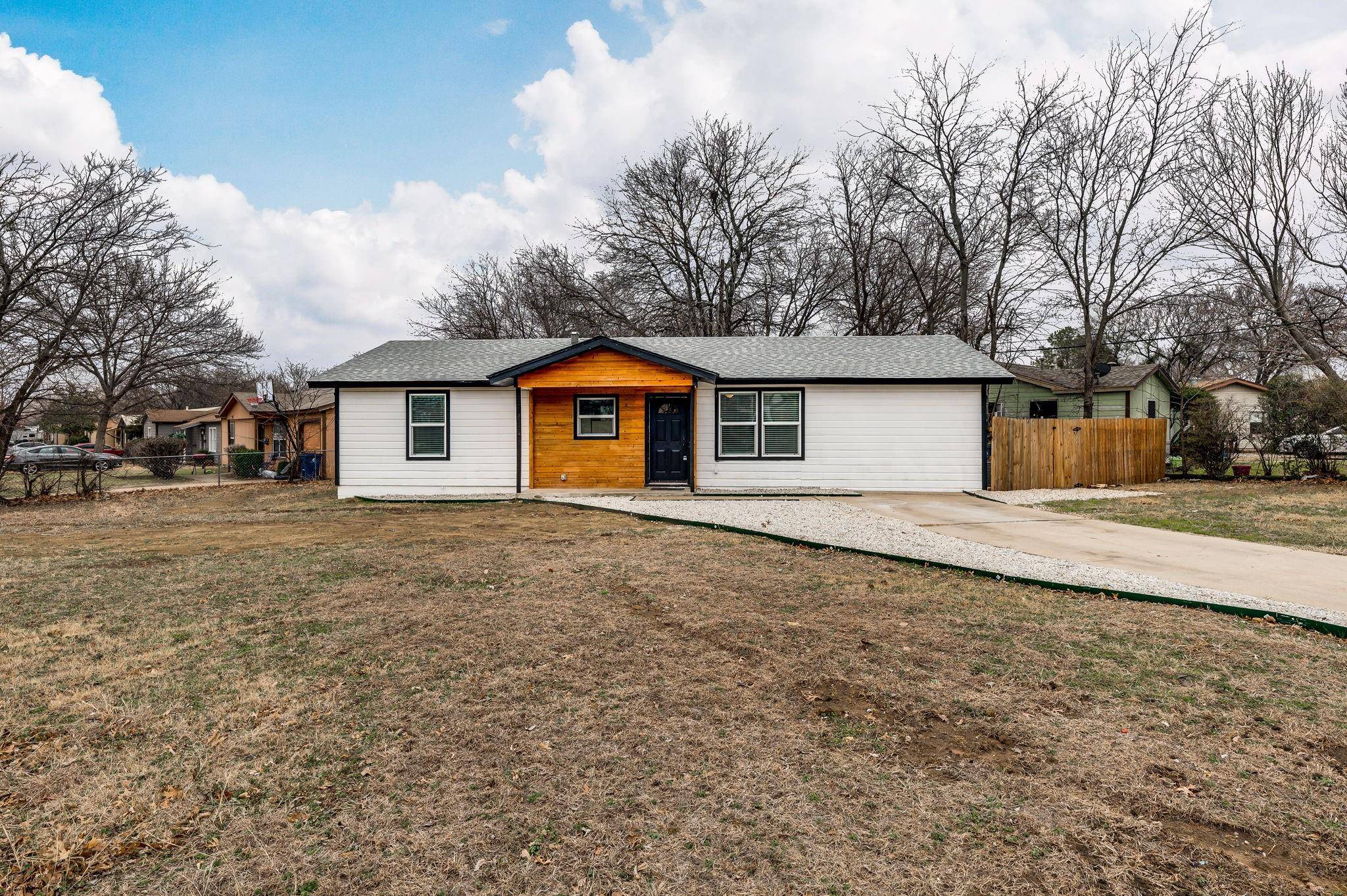 Burleson, TX 76028,108 Cindy Lane