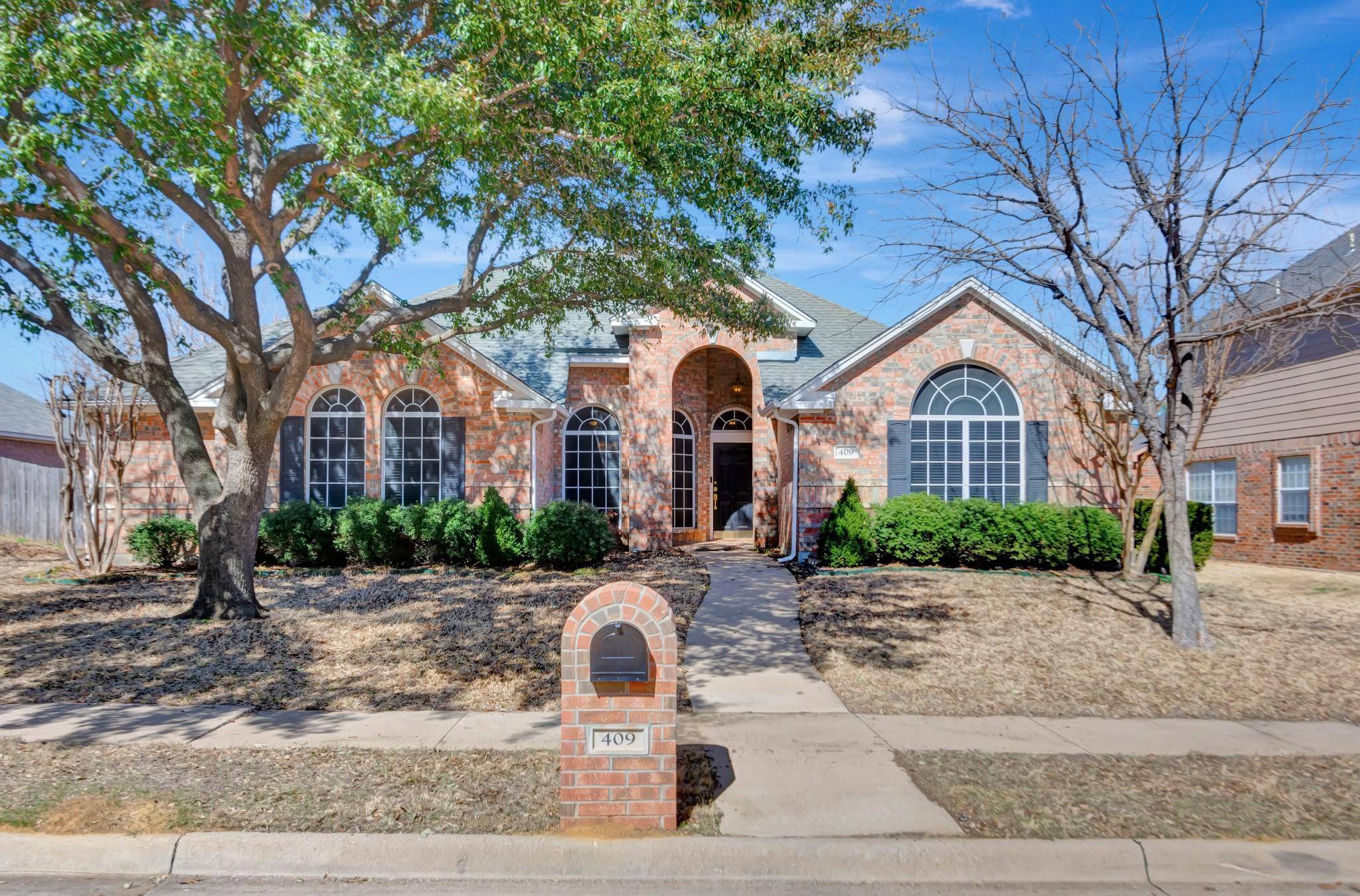 Keller, TX 76248,409 Durrand Oak Drive