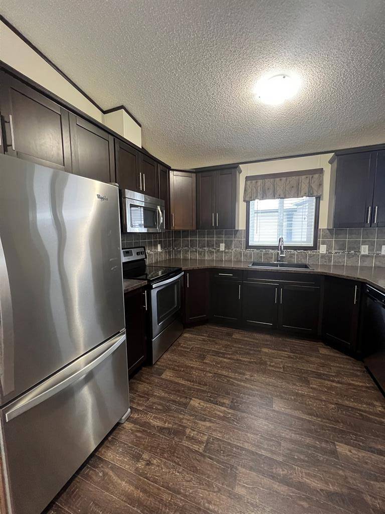 Fort Mcmurray, AB T9H 3Y4,204 Grenoble CRES