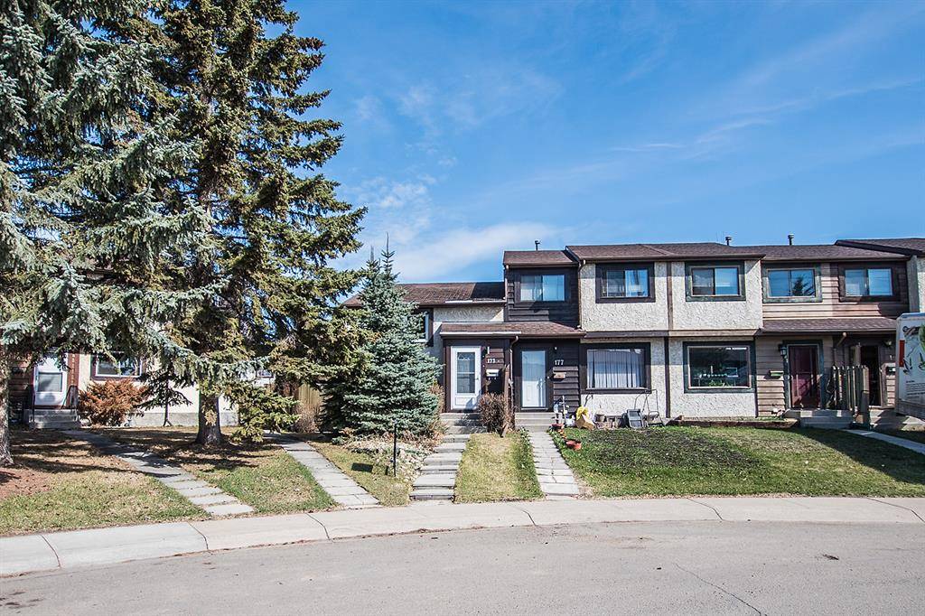 Red Deer, AB T4R 1R5,173 Baile Close