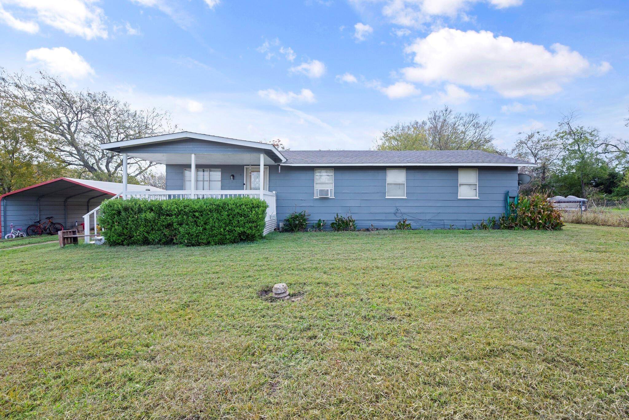 Blooming Grove, TX 76626,701 W Forgey