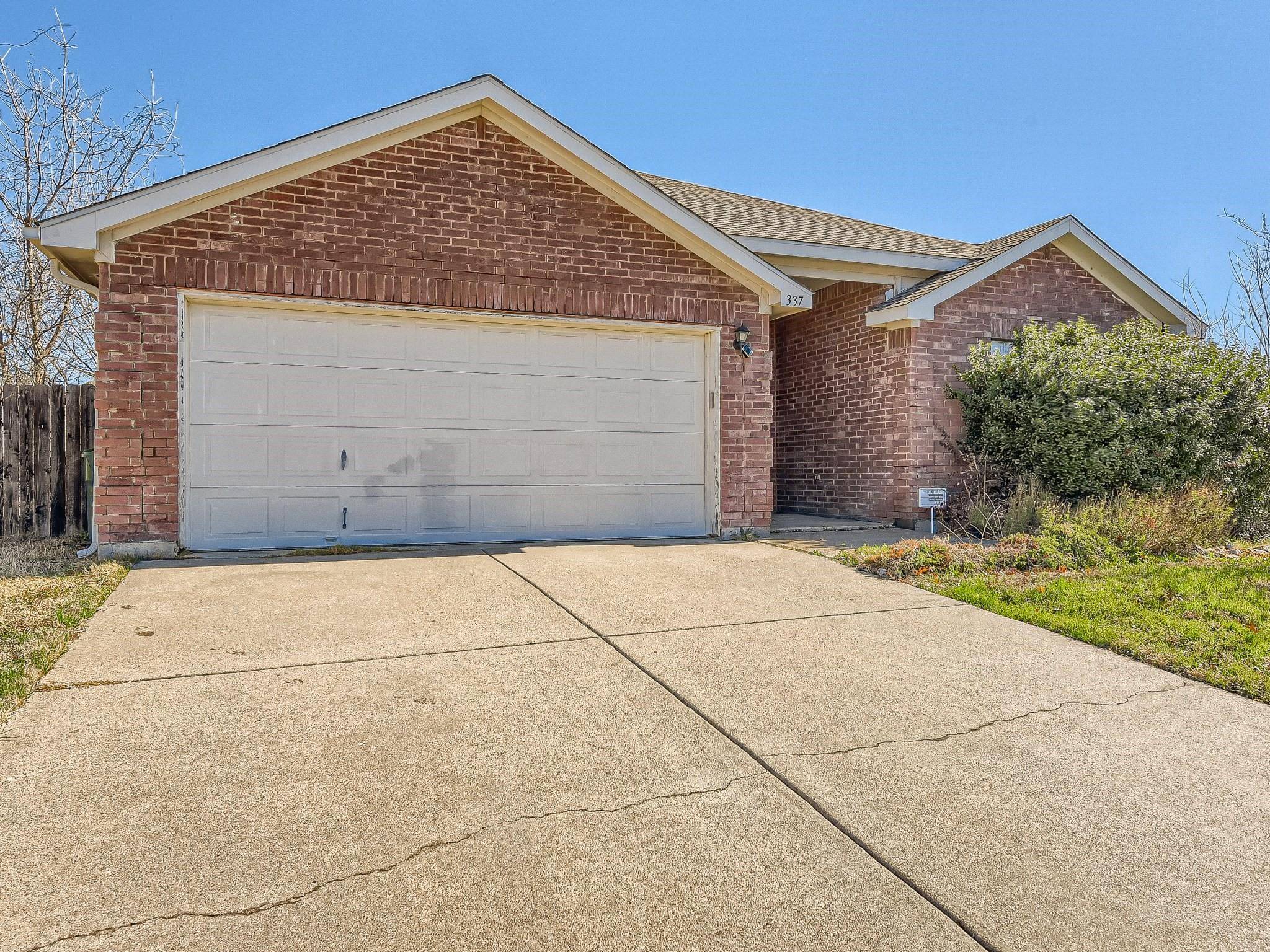 Arlington, TX 76002,337 Montana Drive