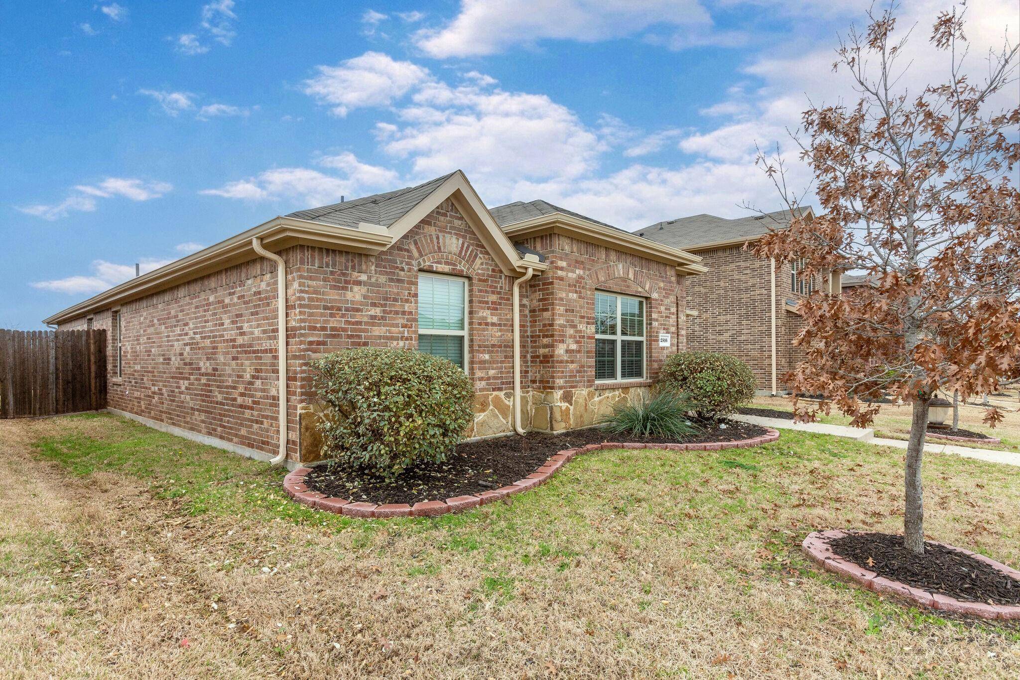 Lancaster, TX 75134,2516 Glen Hollow Drive