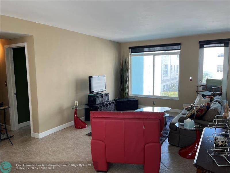 Miami Beach, FL 33139,1150 Euclid Ave #210