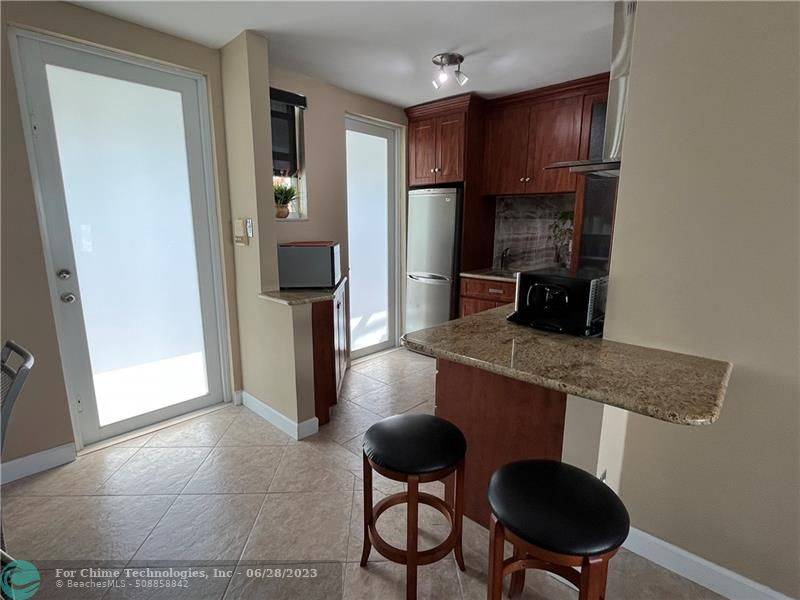 Miami Beach, FL 33139,1150 Euclid Ave #210