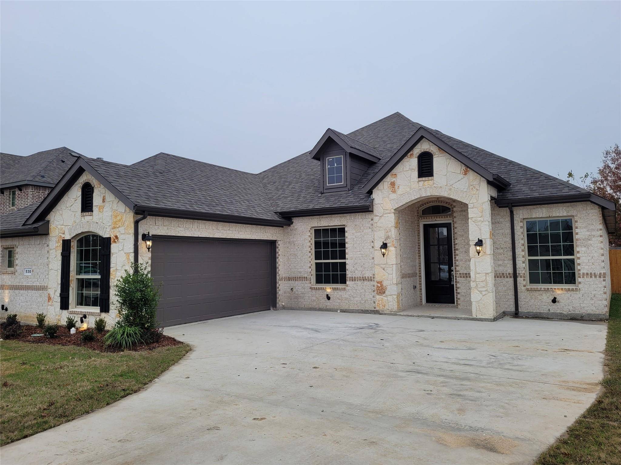 Midlothian, TX 76065,530 Clifton Court