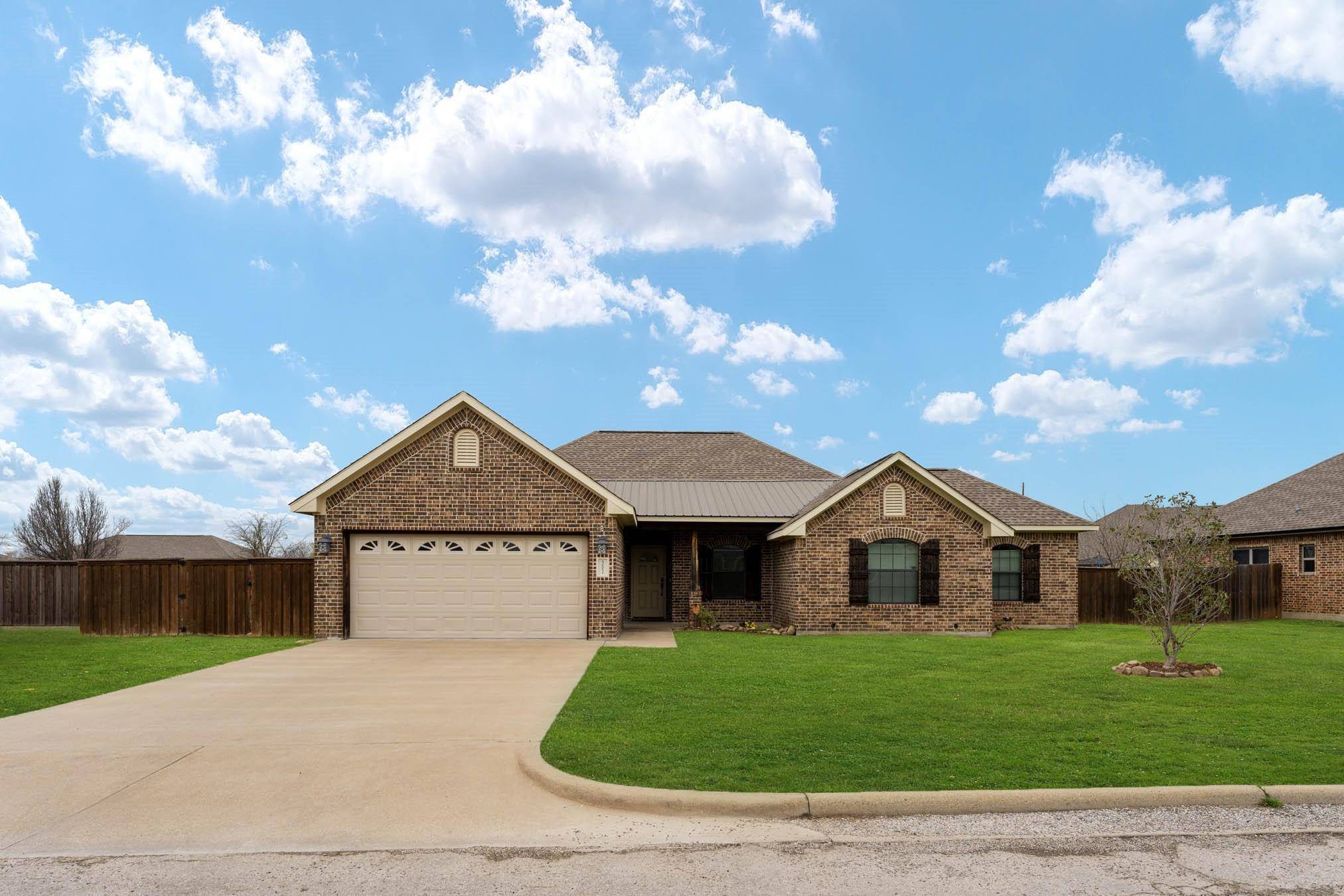 Mabank, TX 75147,302 W Alene Drive