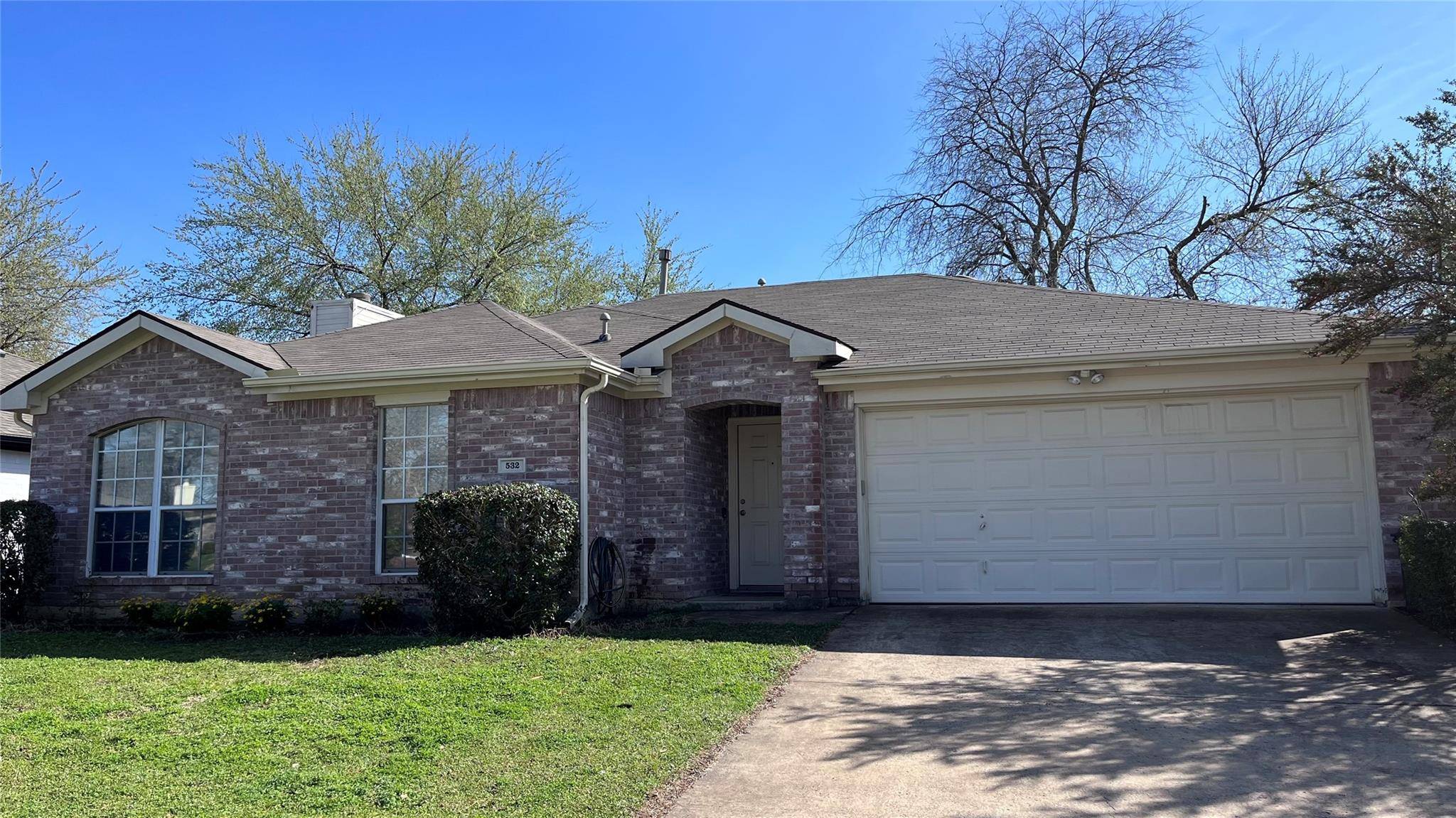 Irving, TX 75060,532 La Reunion Court