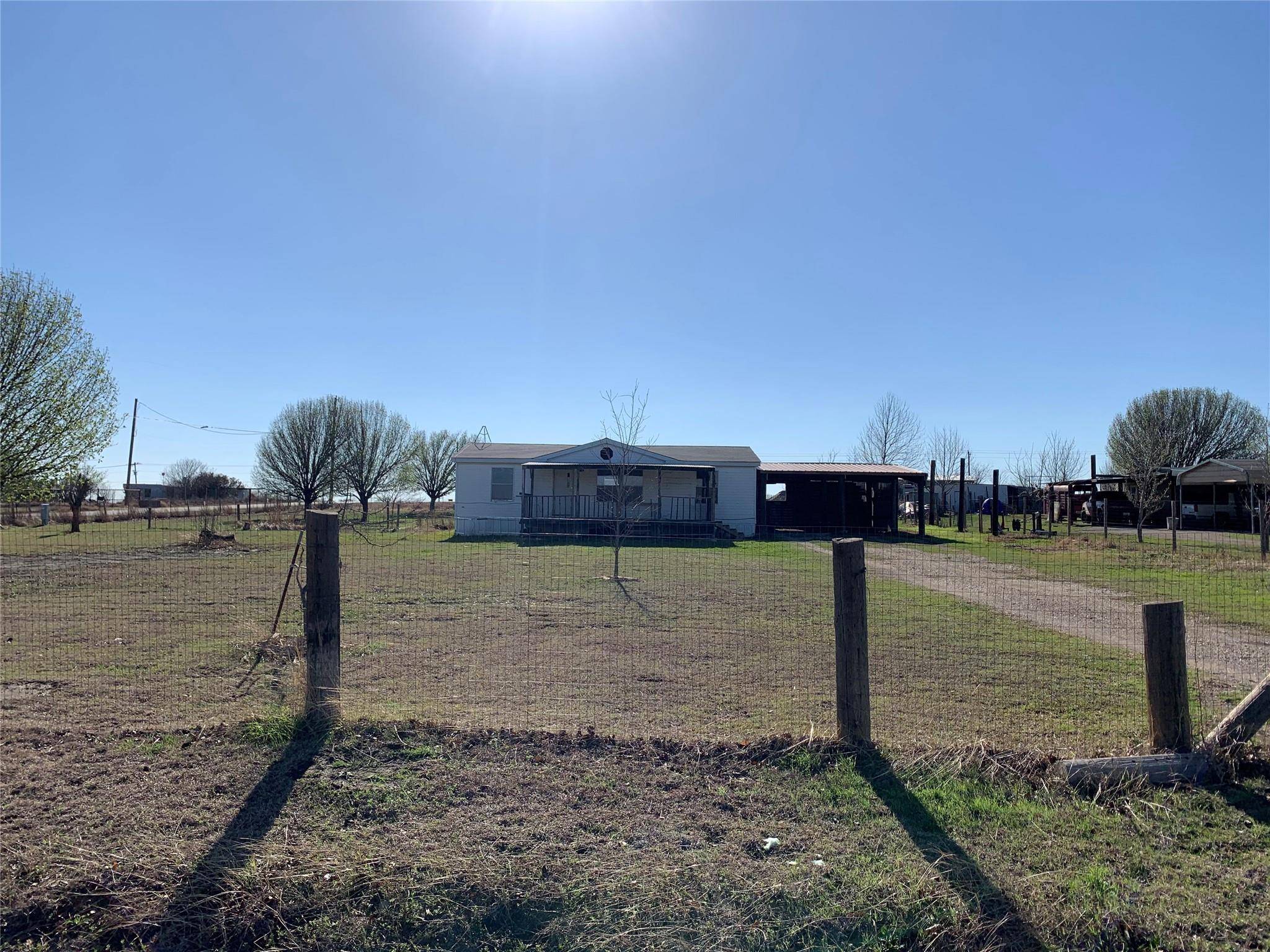 Alvarado, TX 76009,3301 Raindrop Drive