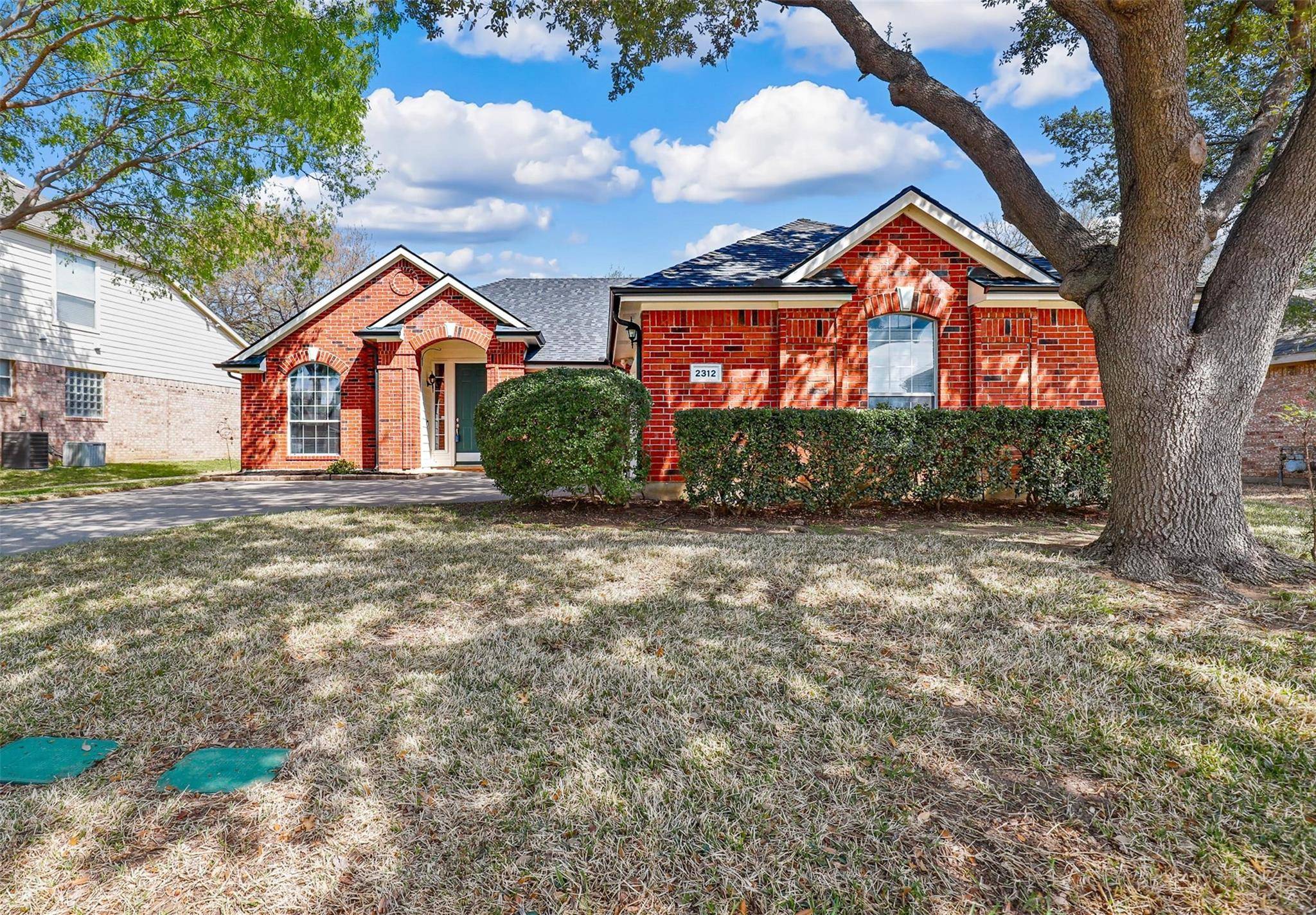 Bedford, TX 76021,2312 Caldwell Drive