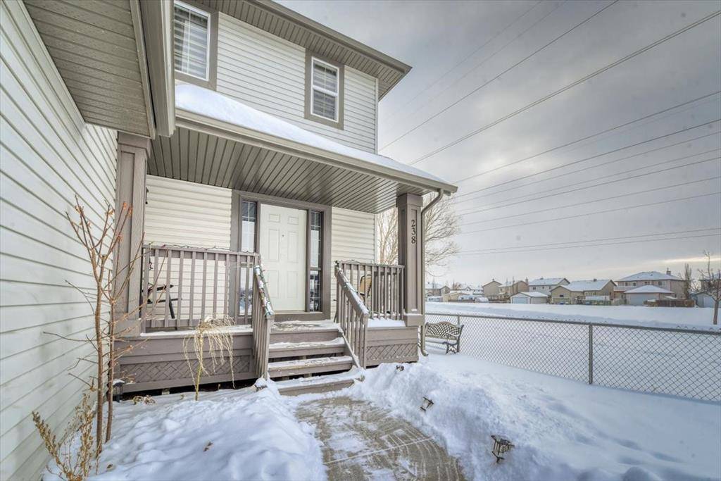 Chestermere, AB T1X1P2,238 Lakeview INLT