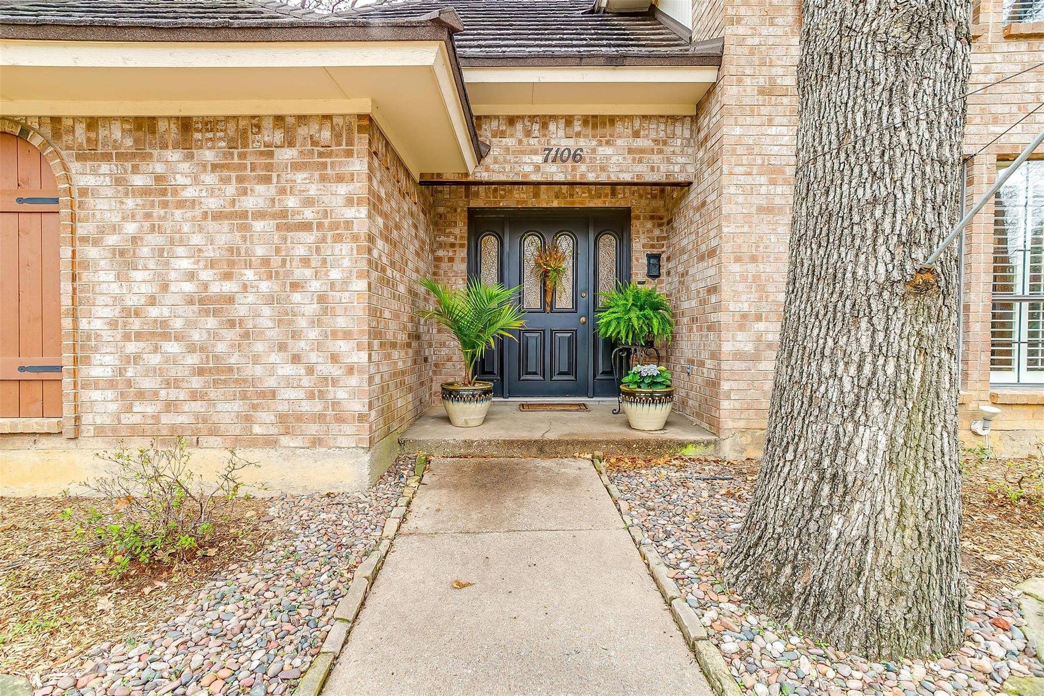 Arlington, TX 76016,7106 Lake Louise Drive