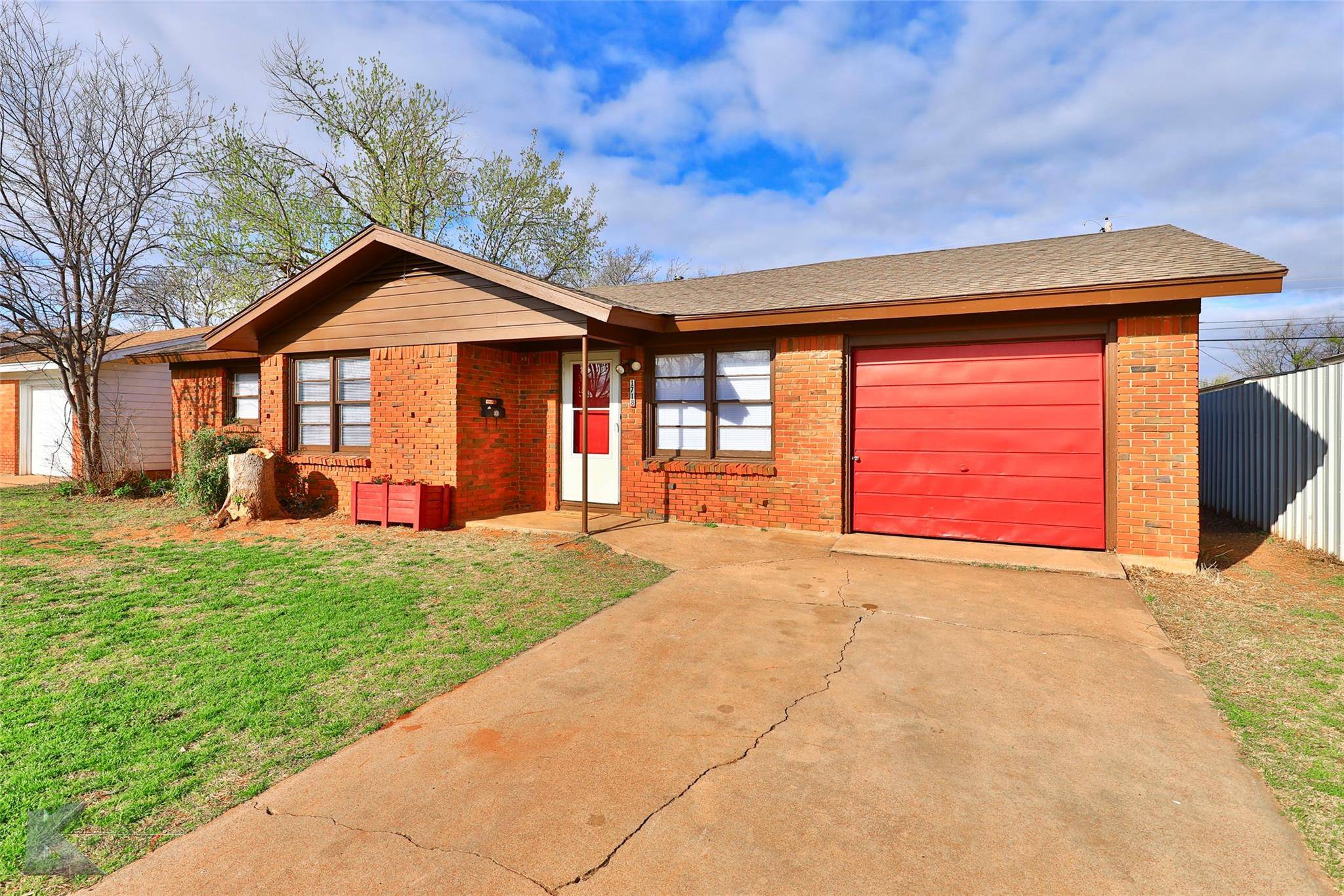 Abilene, TX 79603,1718 Westview Drive