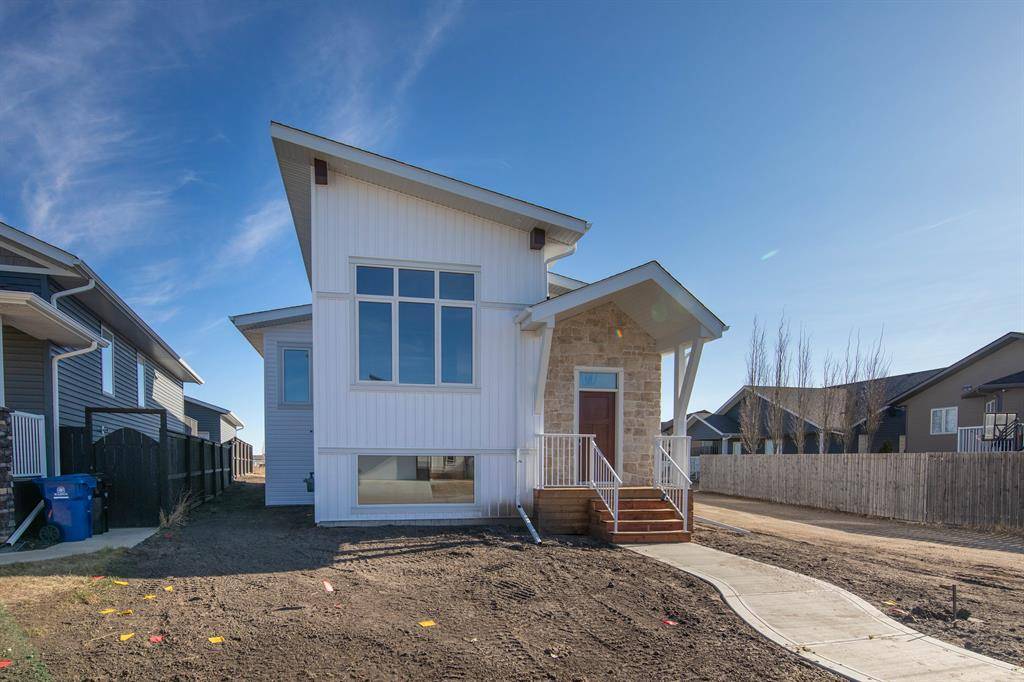 Blackfalds, AB T4M 0L2,10 Valmont ST