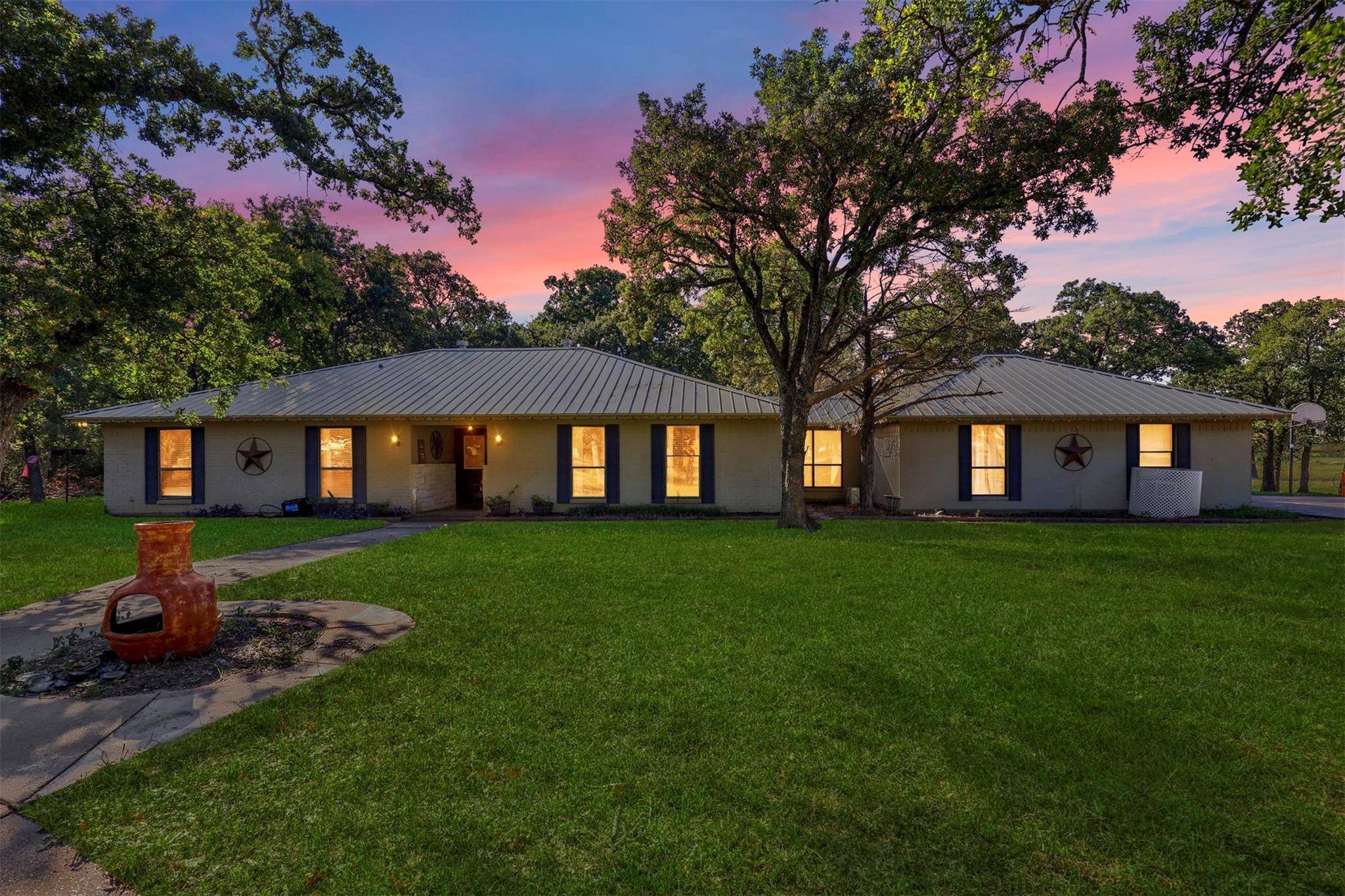 Joshua, TX 76058,102 Shady Grove Court