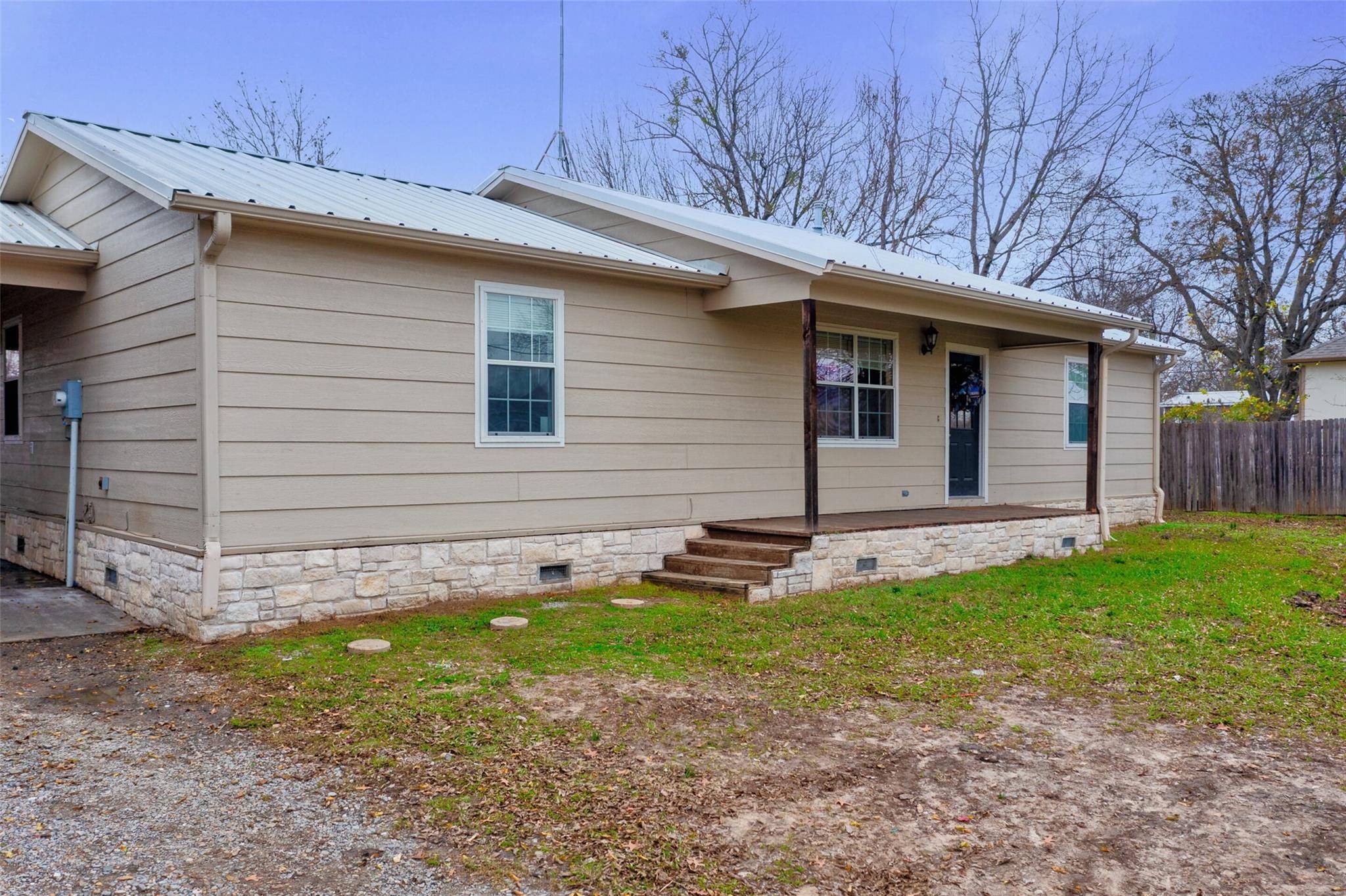 Wolfe City, TX 75496,608 Franklin Street W