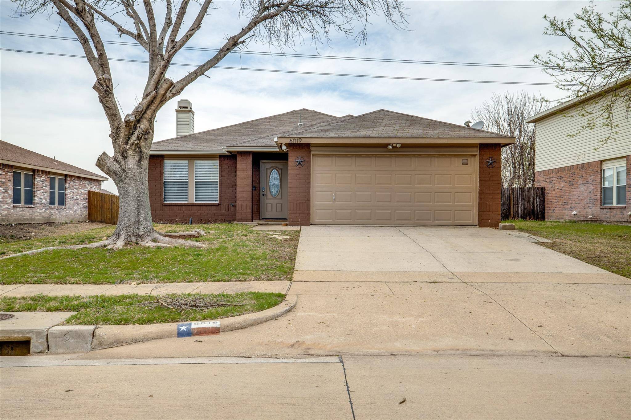 Grand Prairie, TX 75052,6019 Guilia Drive