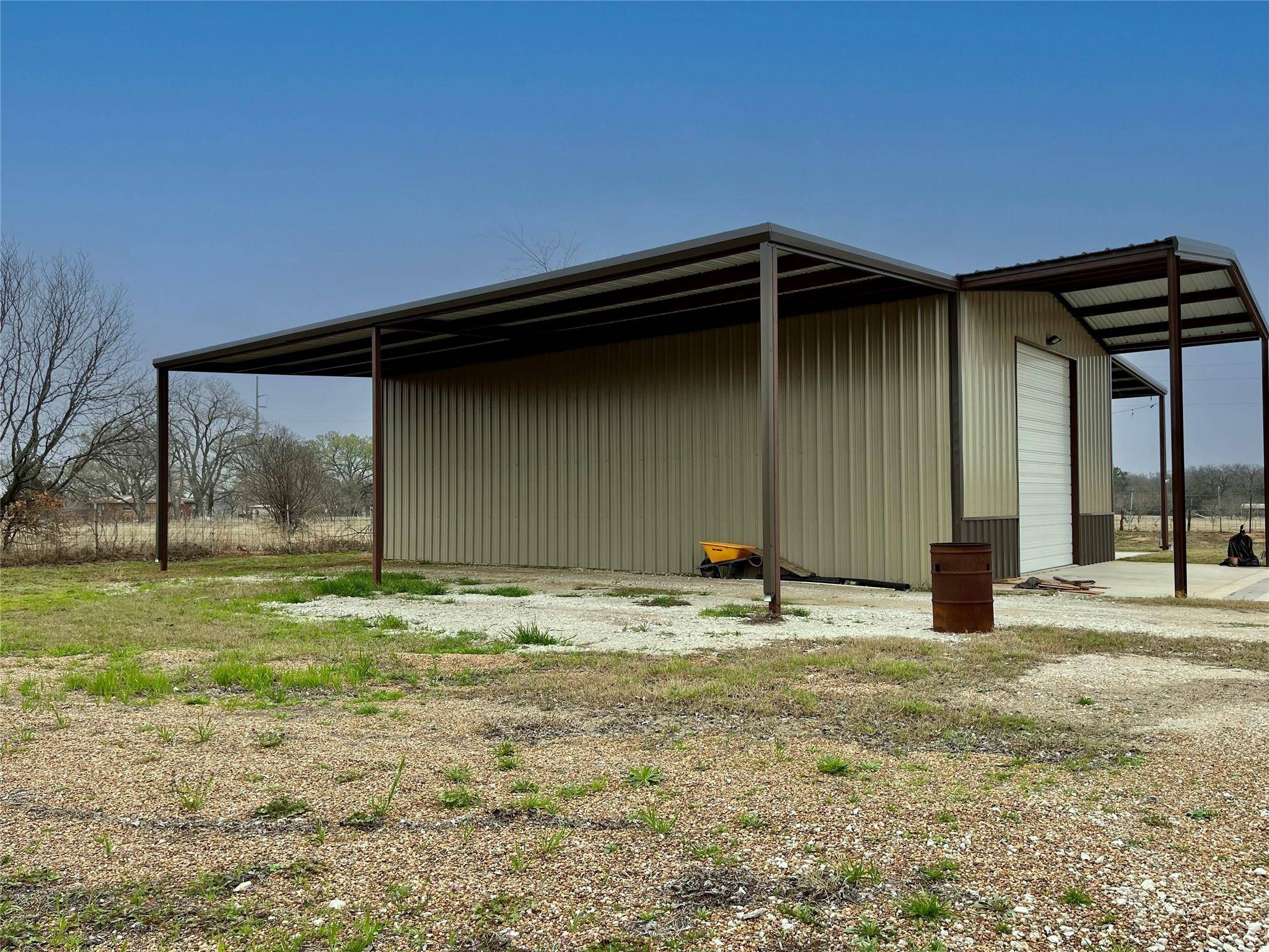 Whitney, TX 76692,762 SH 22