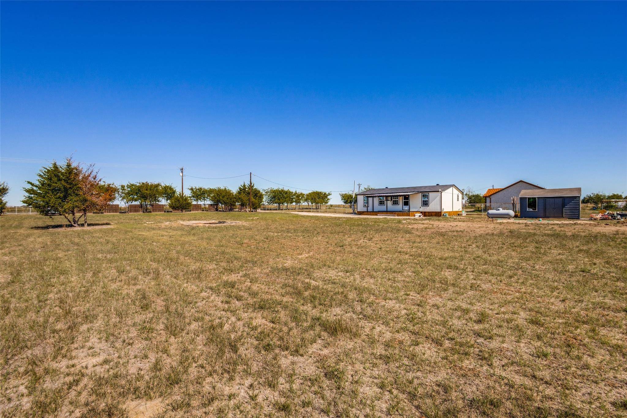 Quinlan, TX 75474,1721 County Road 2278