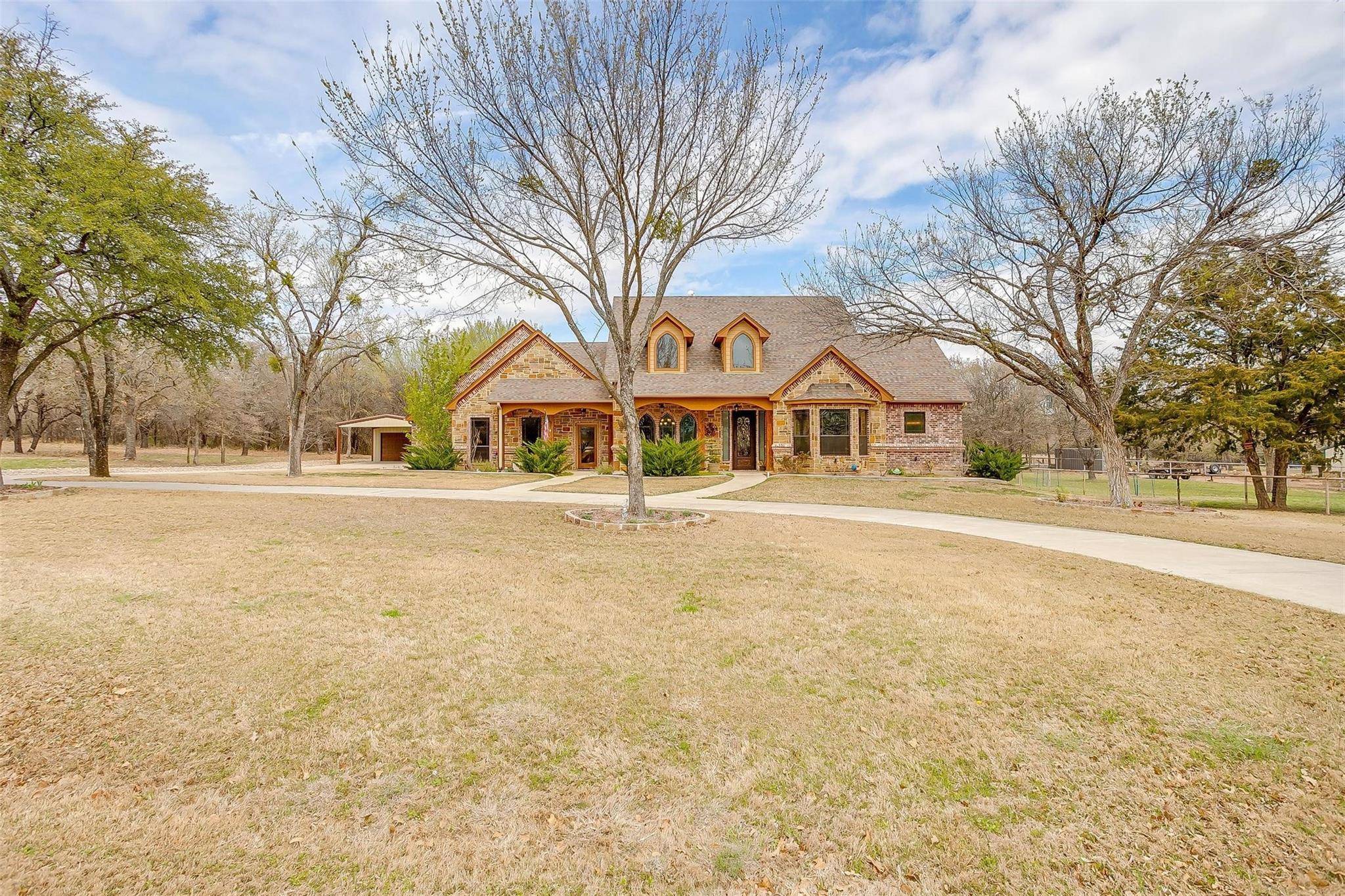 Weatherford, TX 76088,111 Brook Hollow Lane