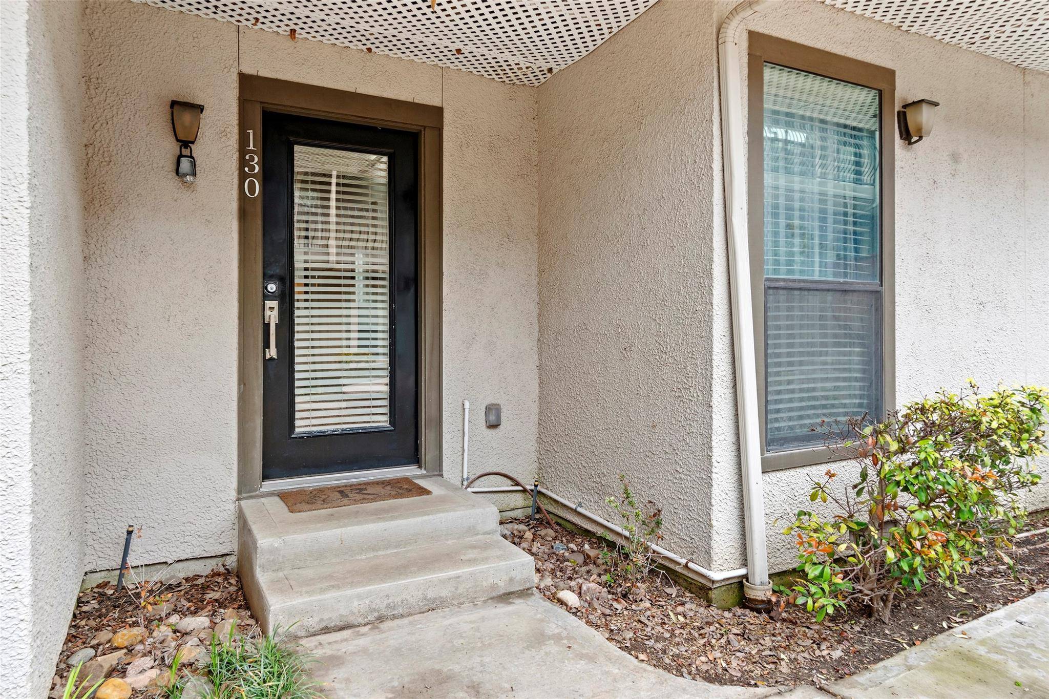 Dallas, TX 75206,5836 Birchbrook Drive #130