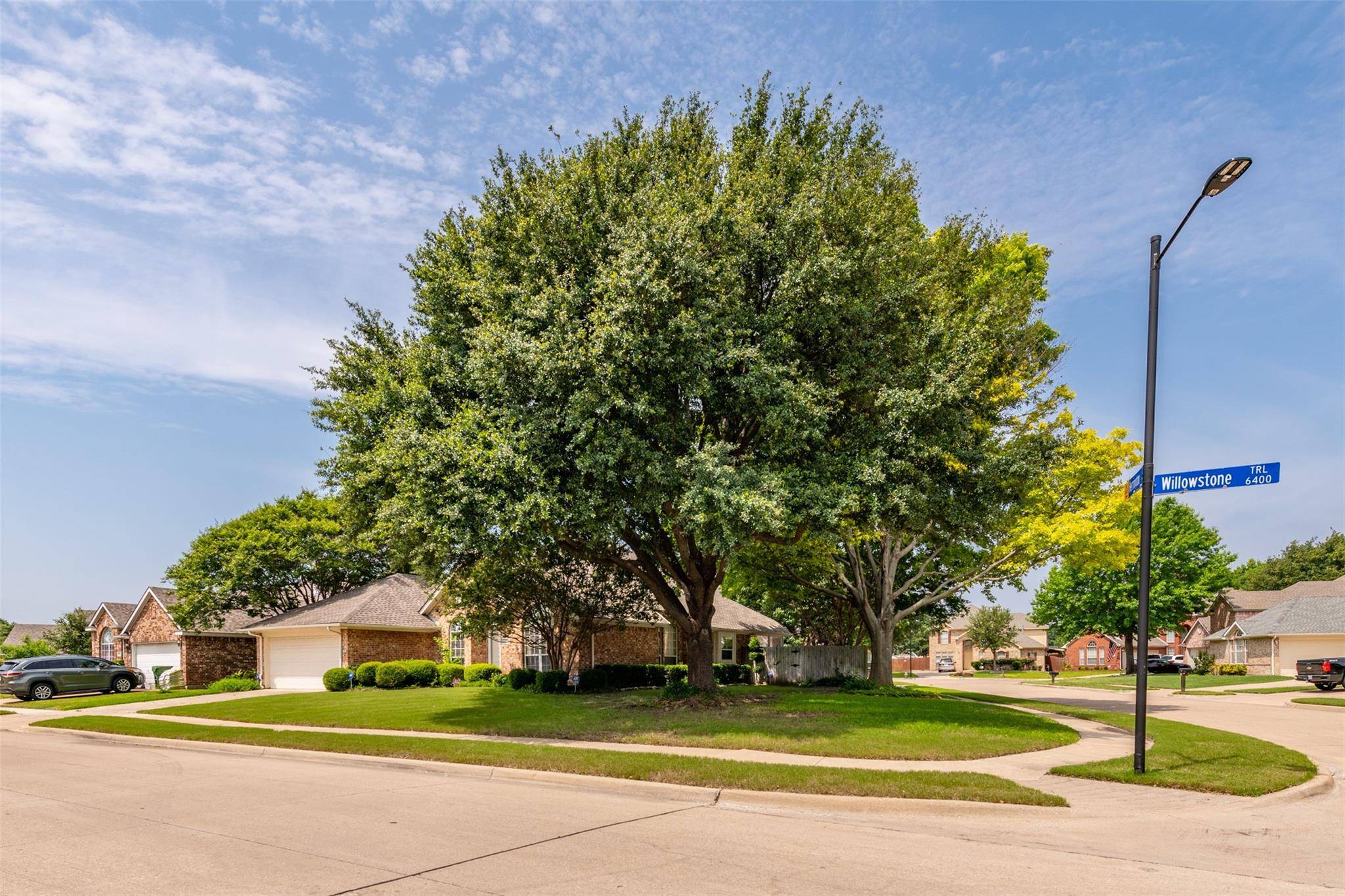 Arlington, TX 76018,6402 Willowstone Trail